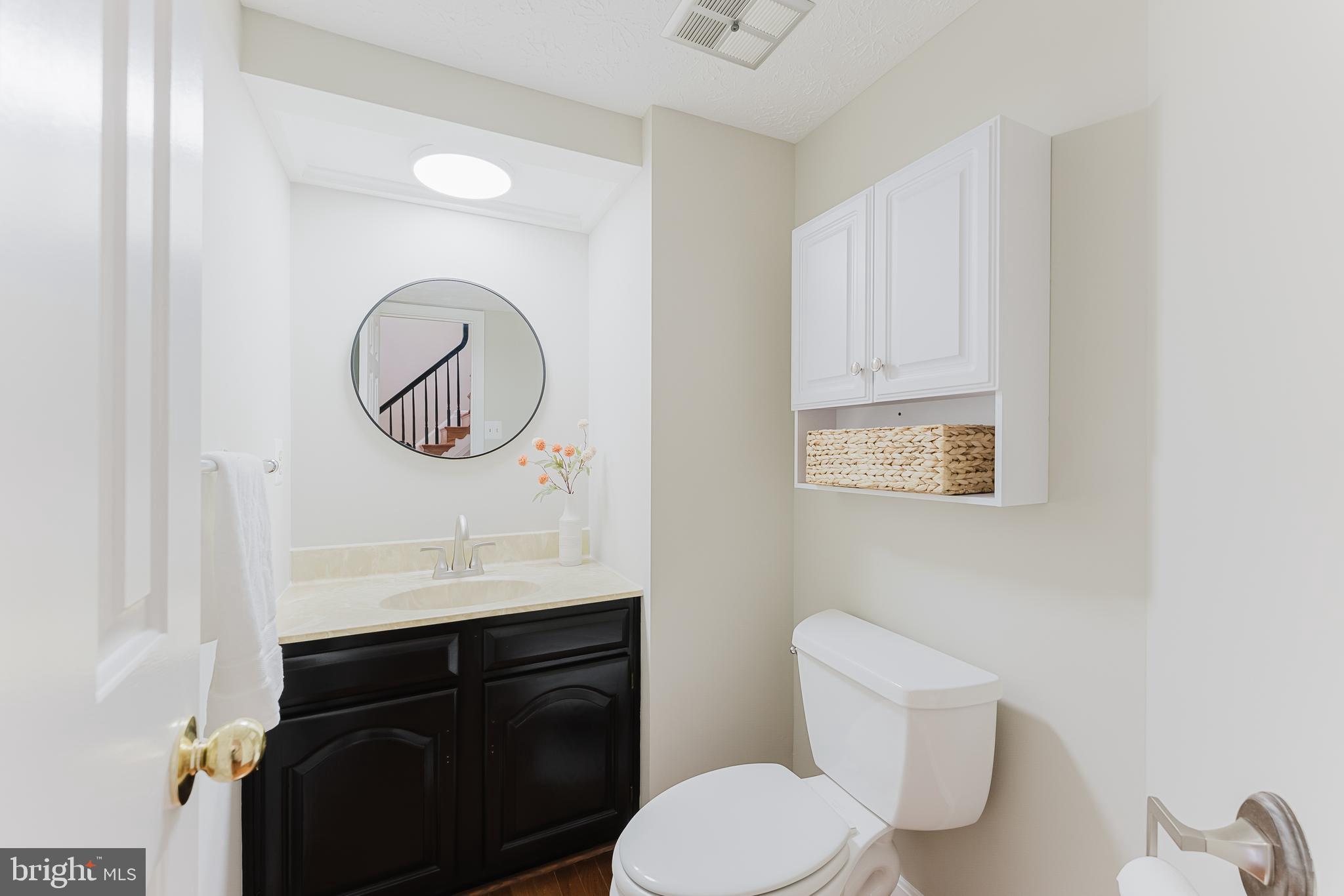 WOODED GLEN - Residential