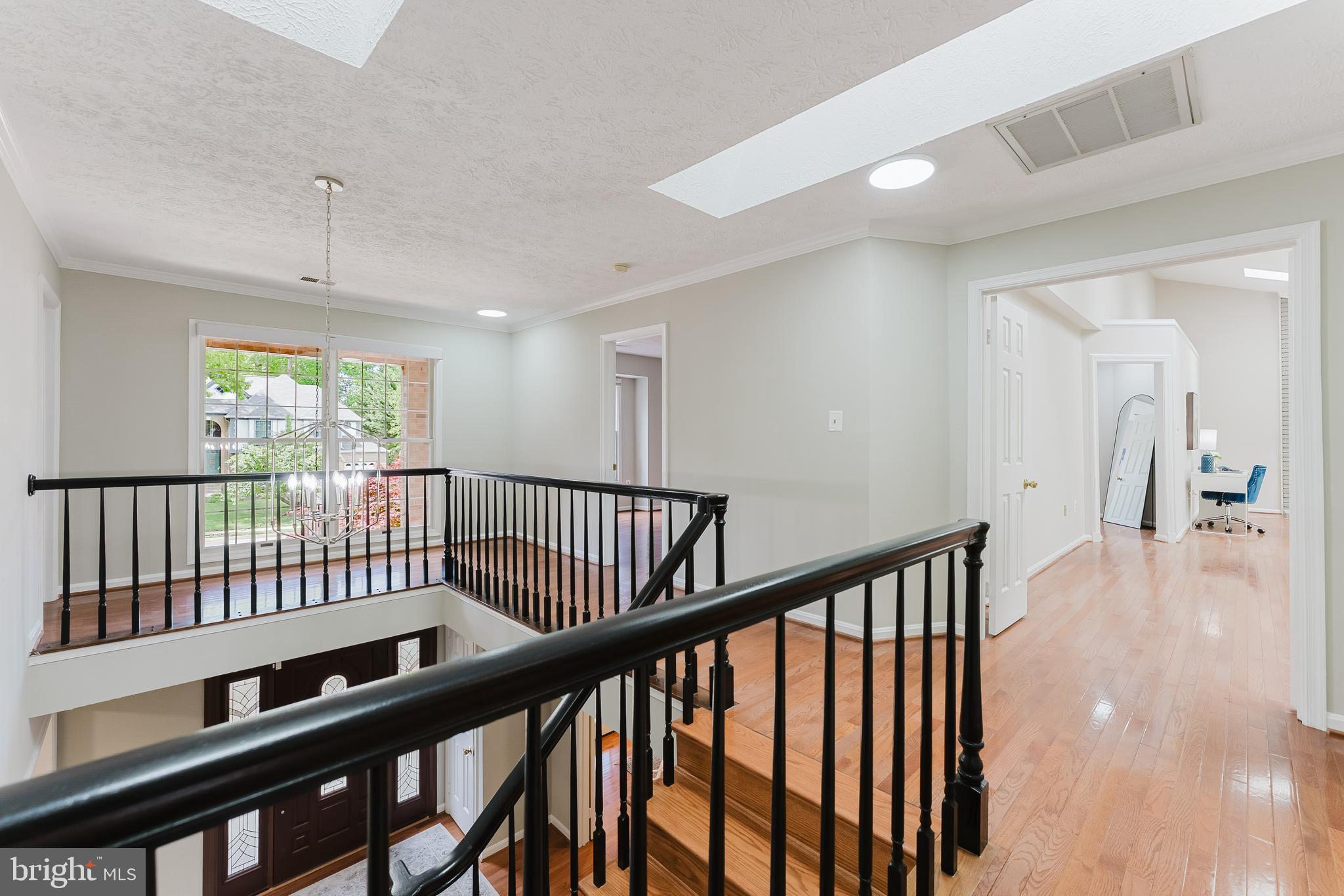 WOODED GLEN - Residential