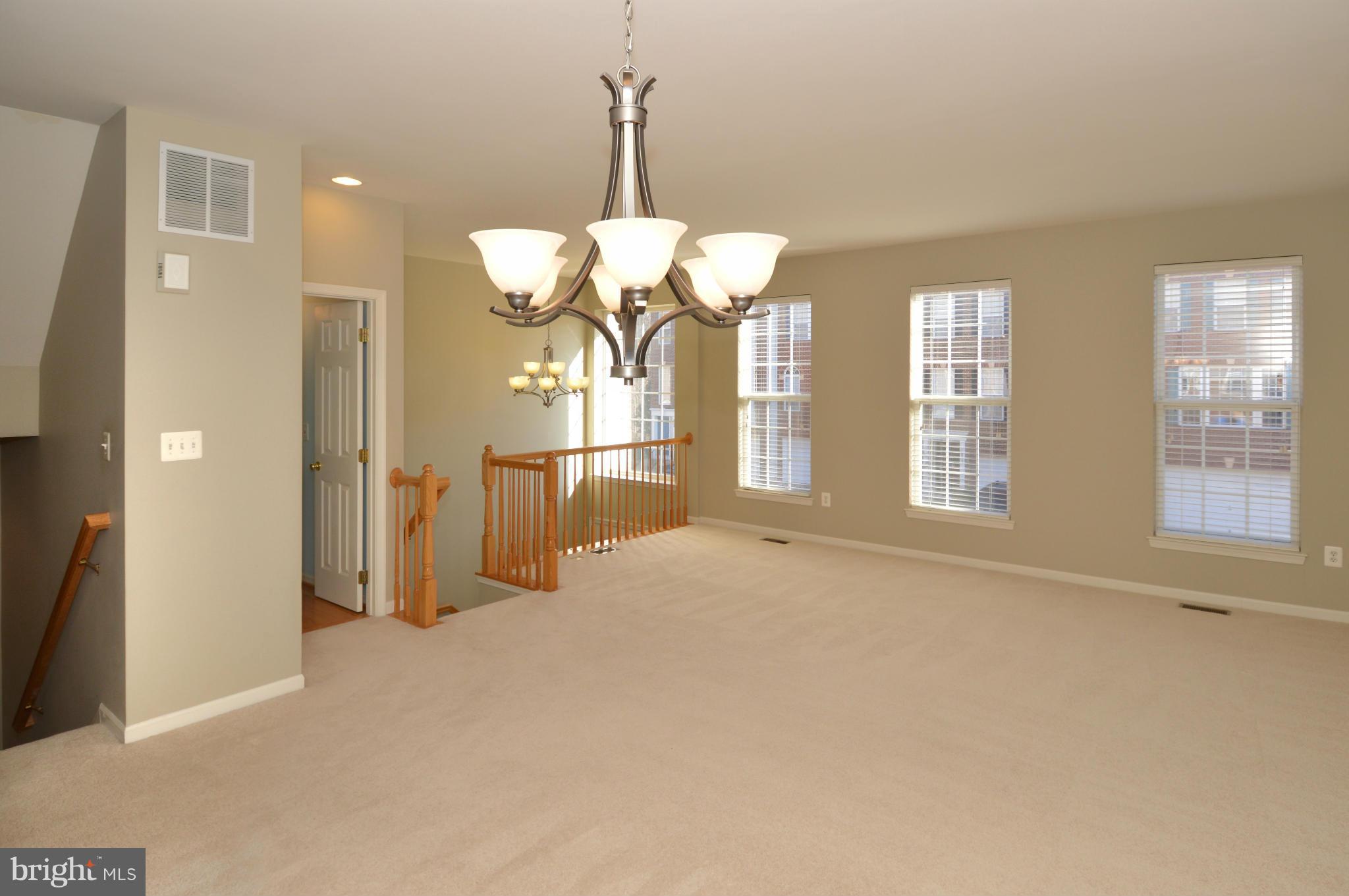 KINGSTOWNE - Residential