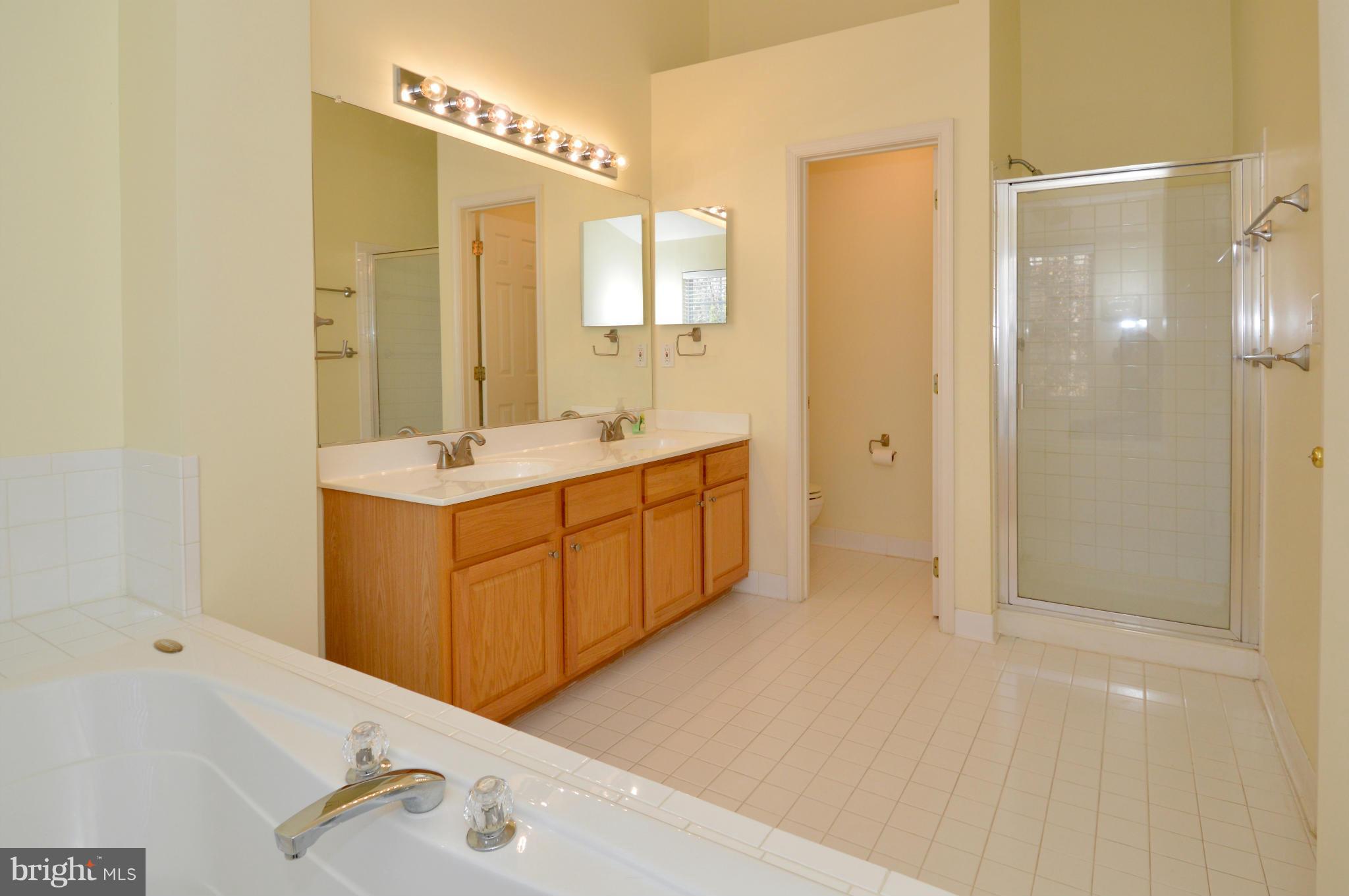 KINGSTOWNE - Residential