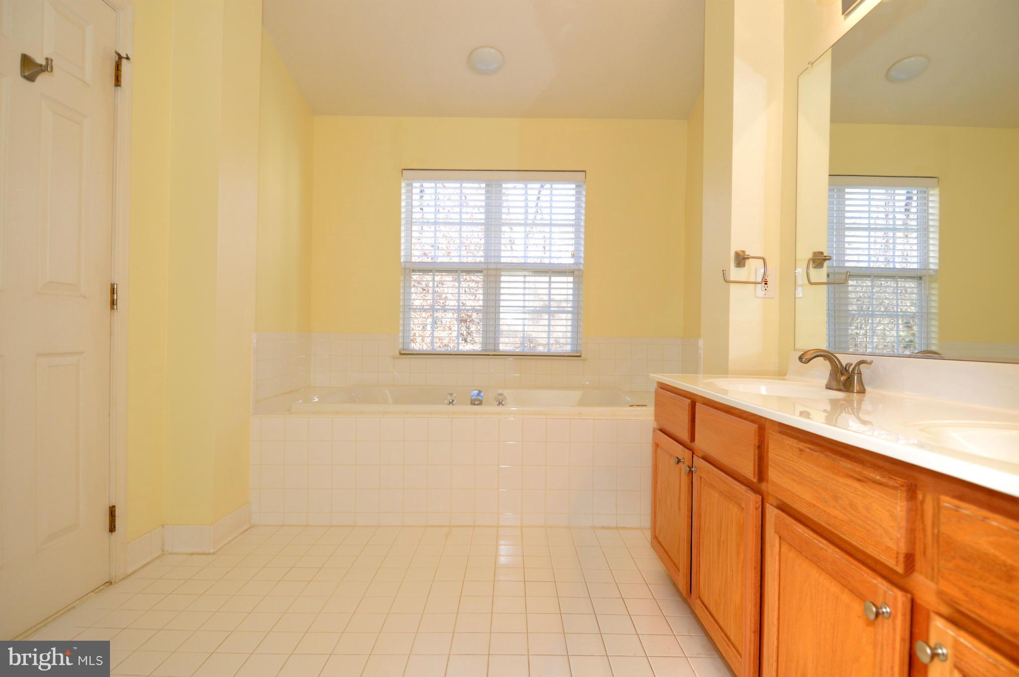 KINGSTOWNE - Residential