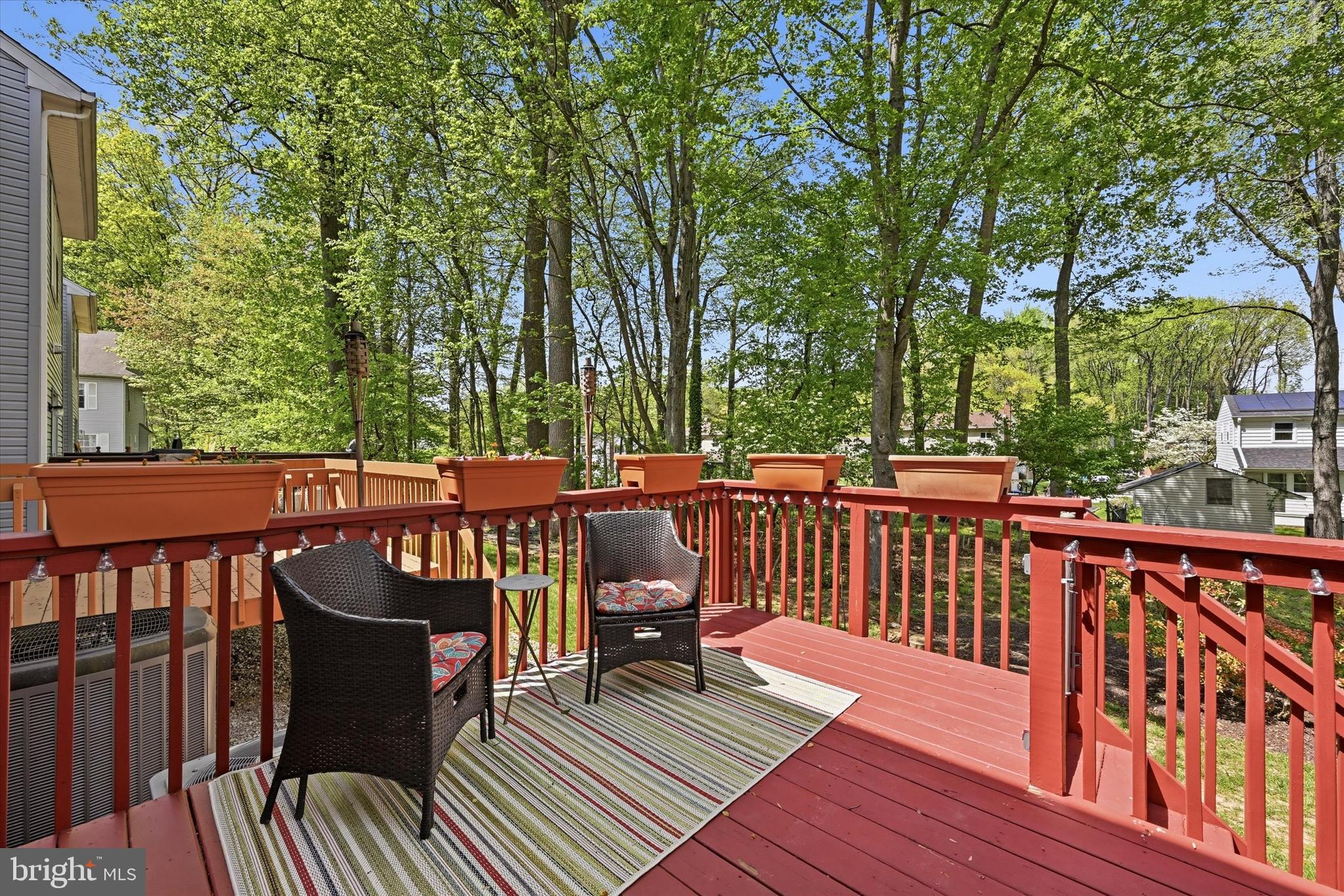 CANTERBURY WOODS - Residential