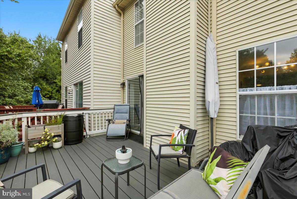 ASHBURN VILLAGE - Residential