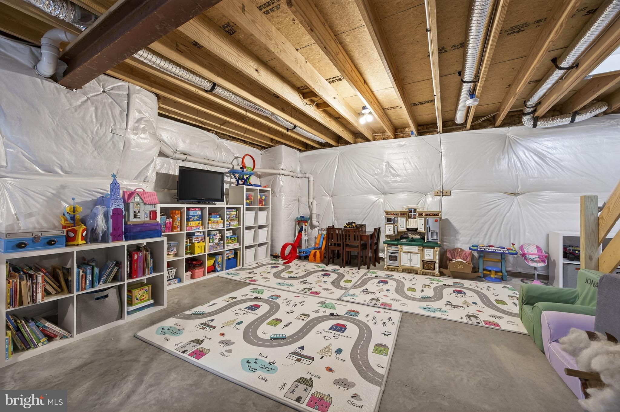 HAMPTON HEIGHTS - Residential