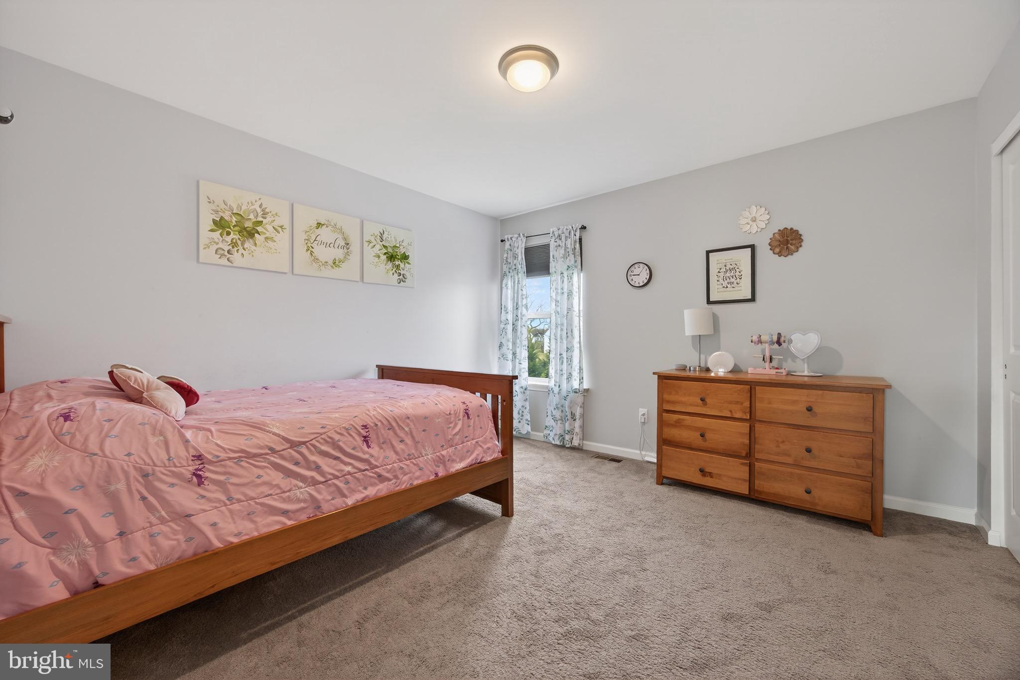 HAMPTON HEIGHTS - Residential