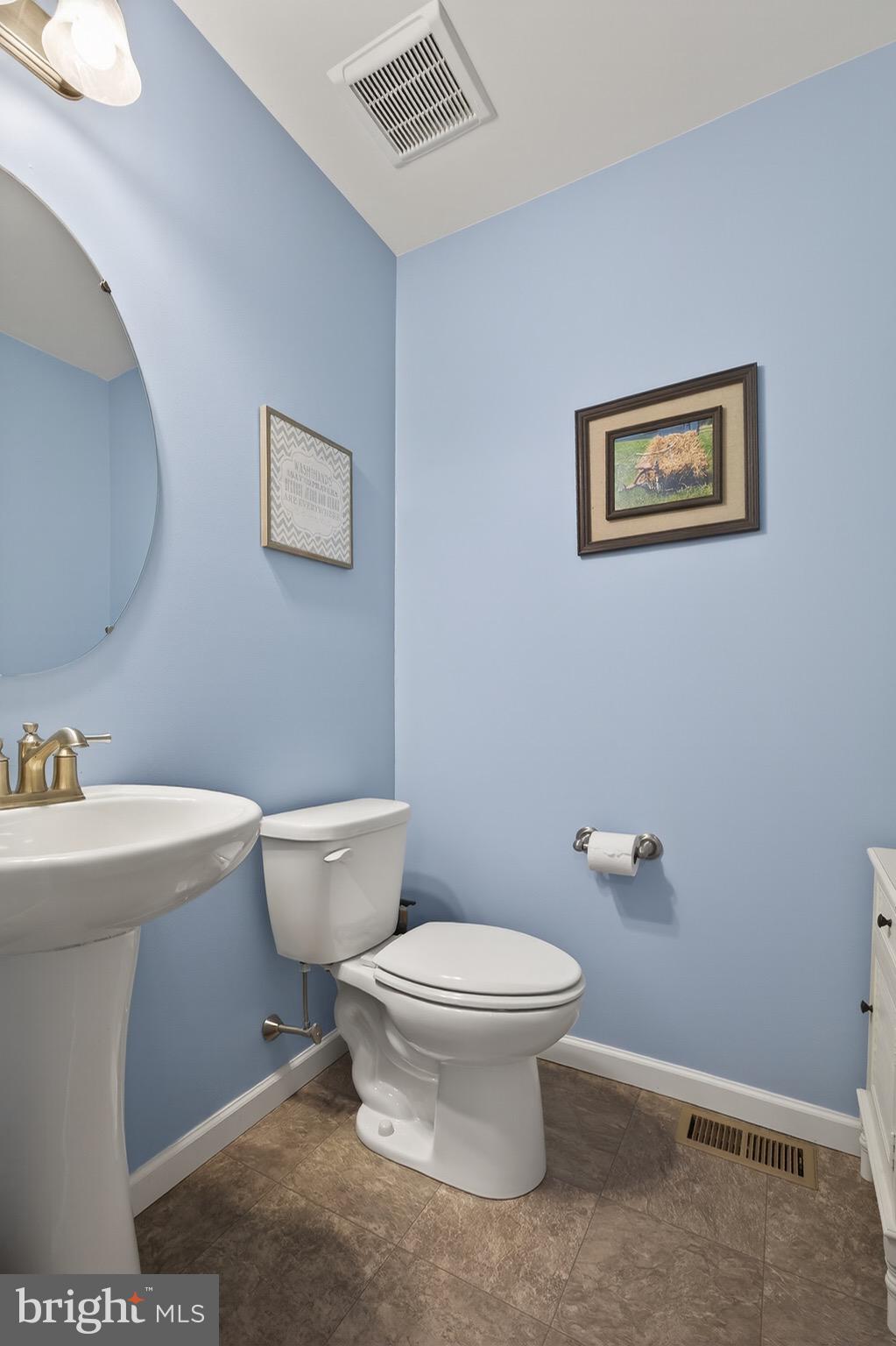 HAMPTON HEIGHTS - Residential