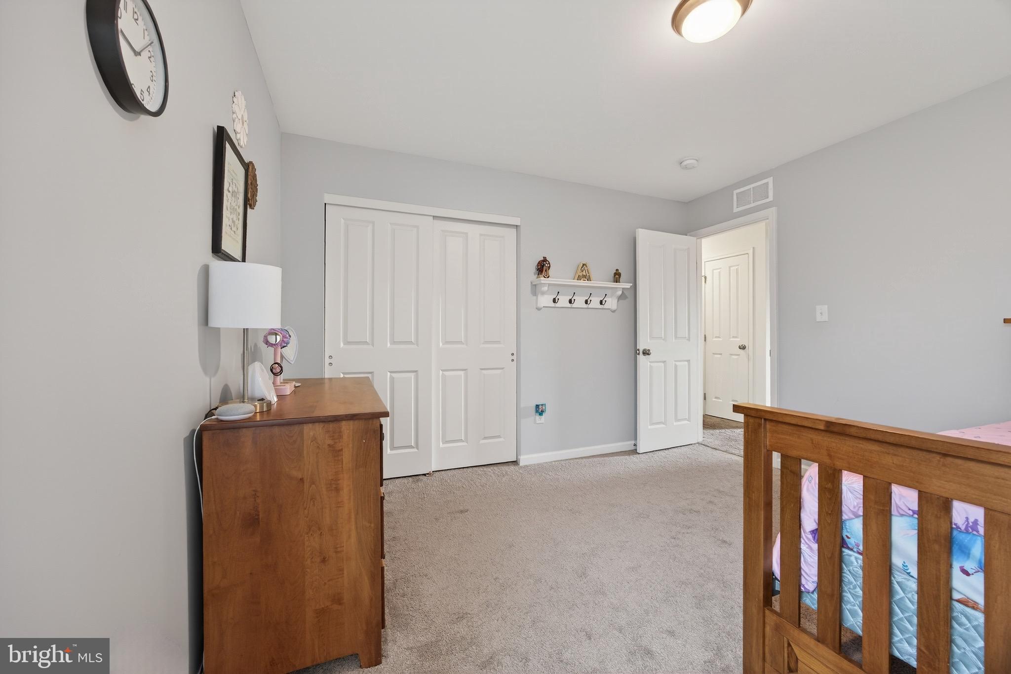 HAMPTON HEIGHTS - Residential