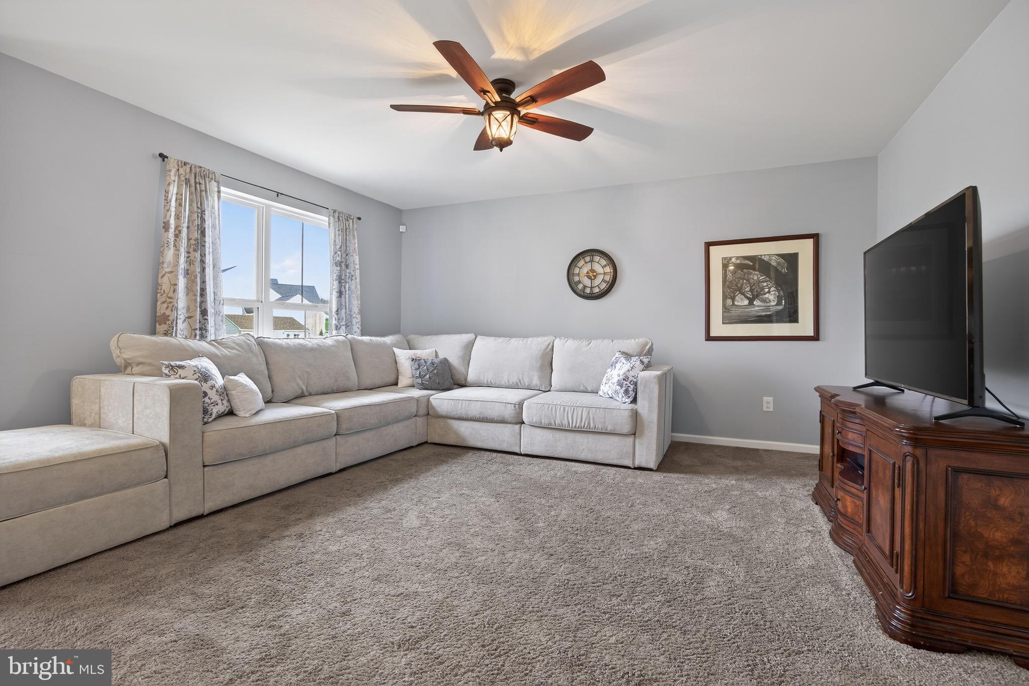 HAMPTON HEIGHTS - Residential