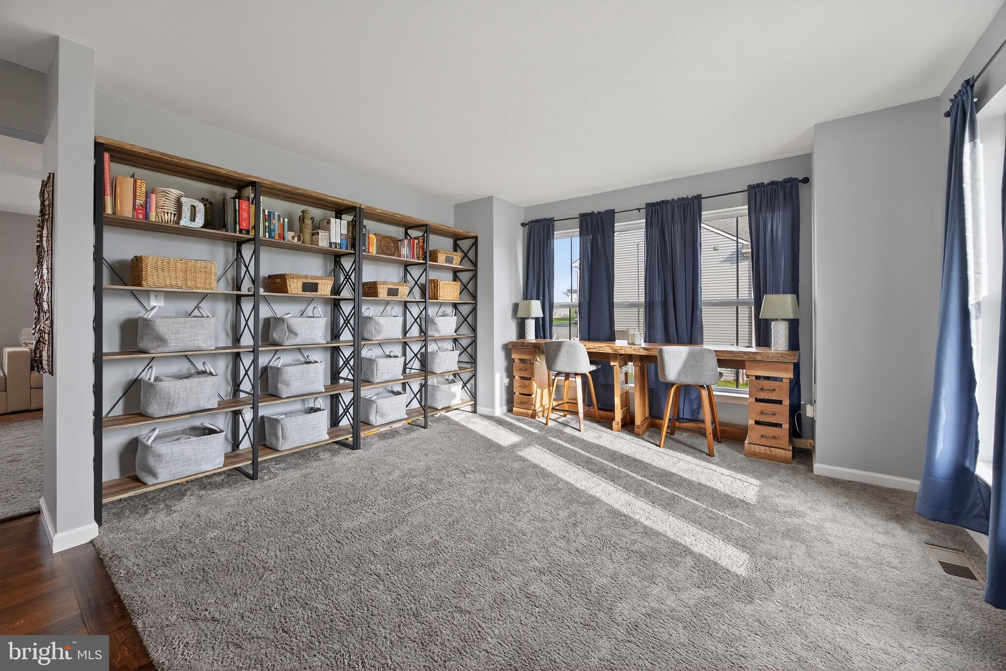 HAMPTON HEIGHTS - Residential