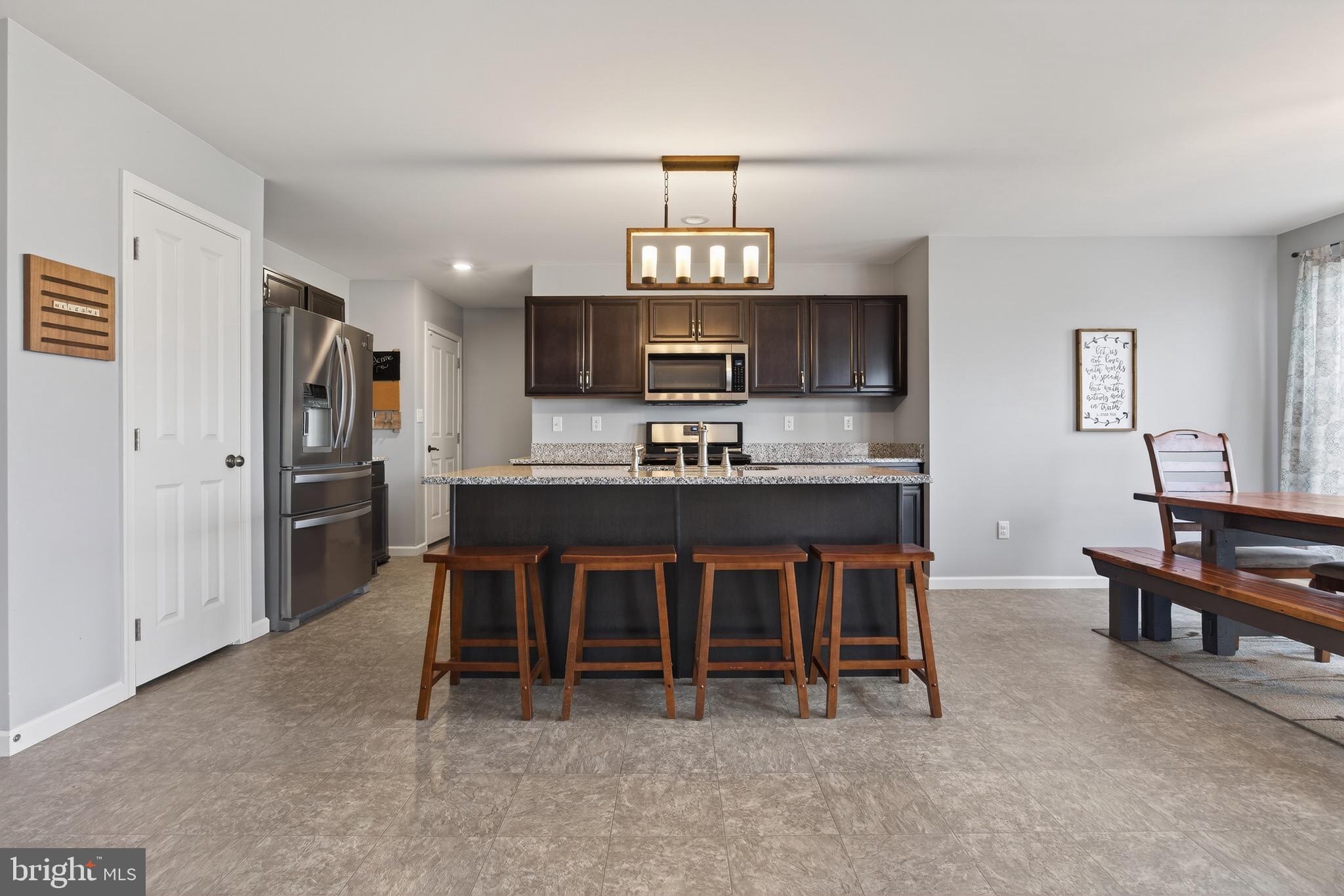 HAMPTON HEIGHTS - Residential