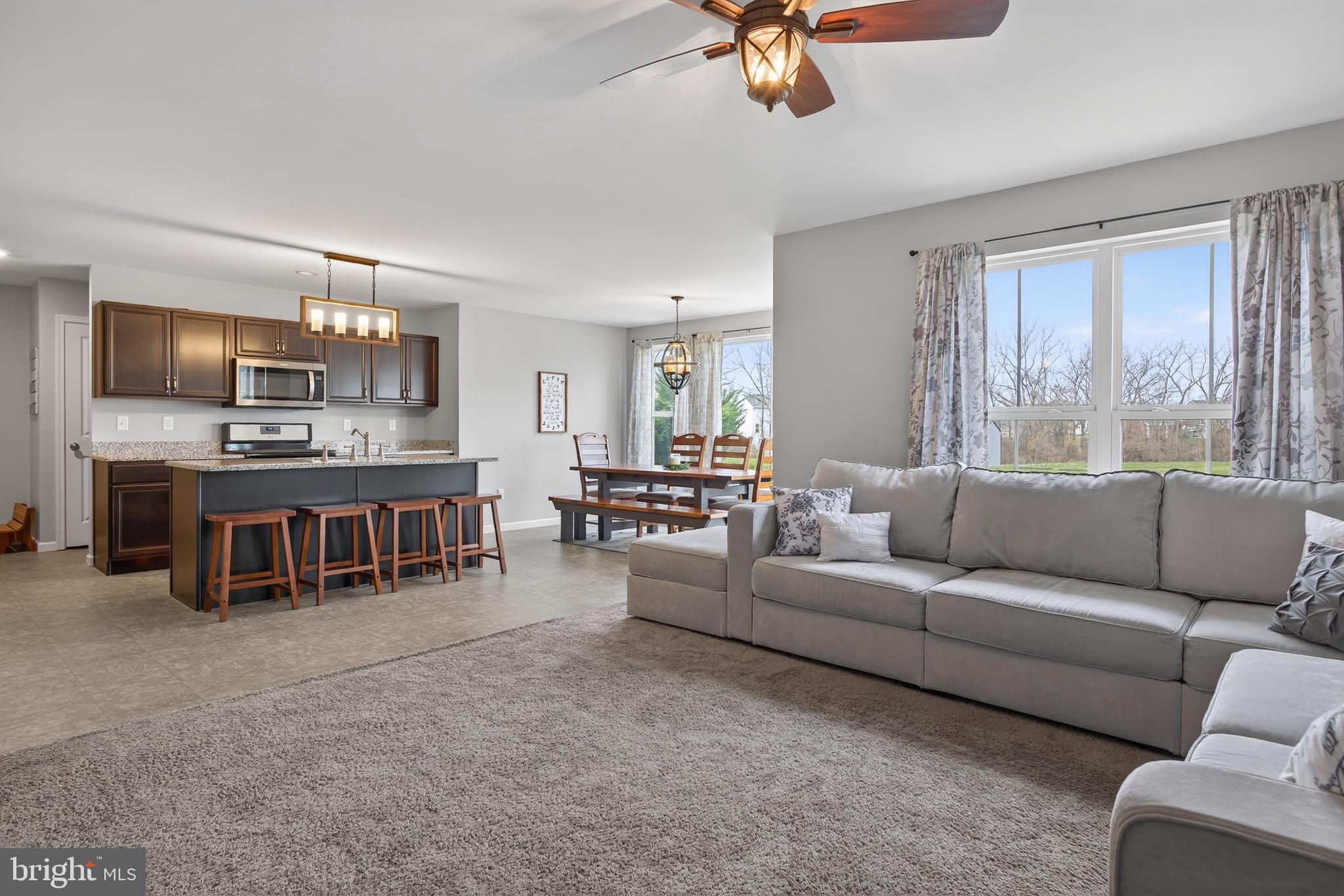 HAMPTON HEIGHTS - Residential