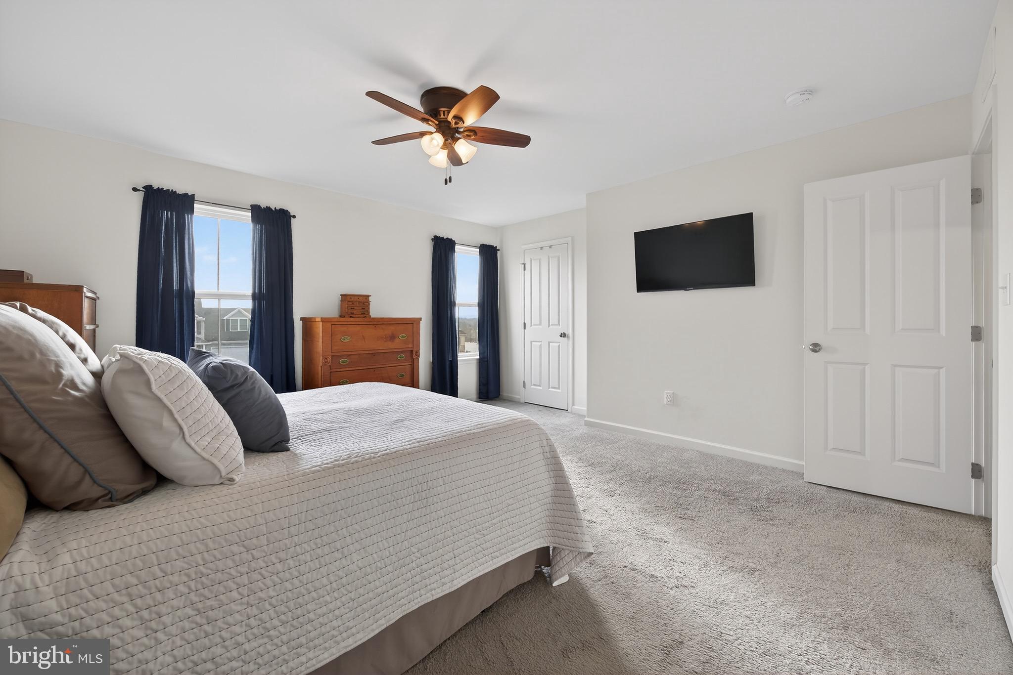 HAMPTON HEIGHTS - Residential