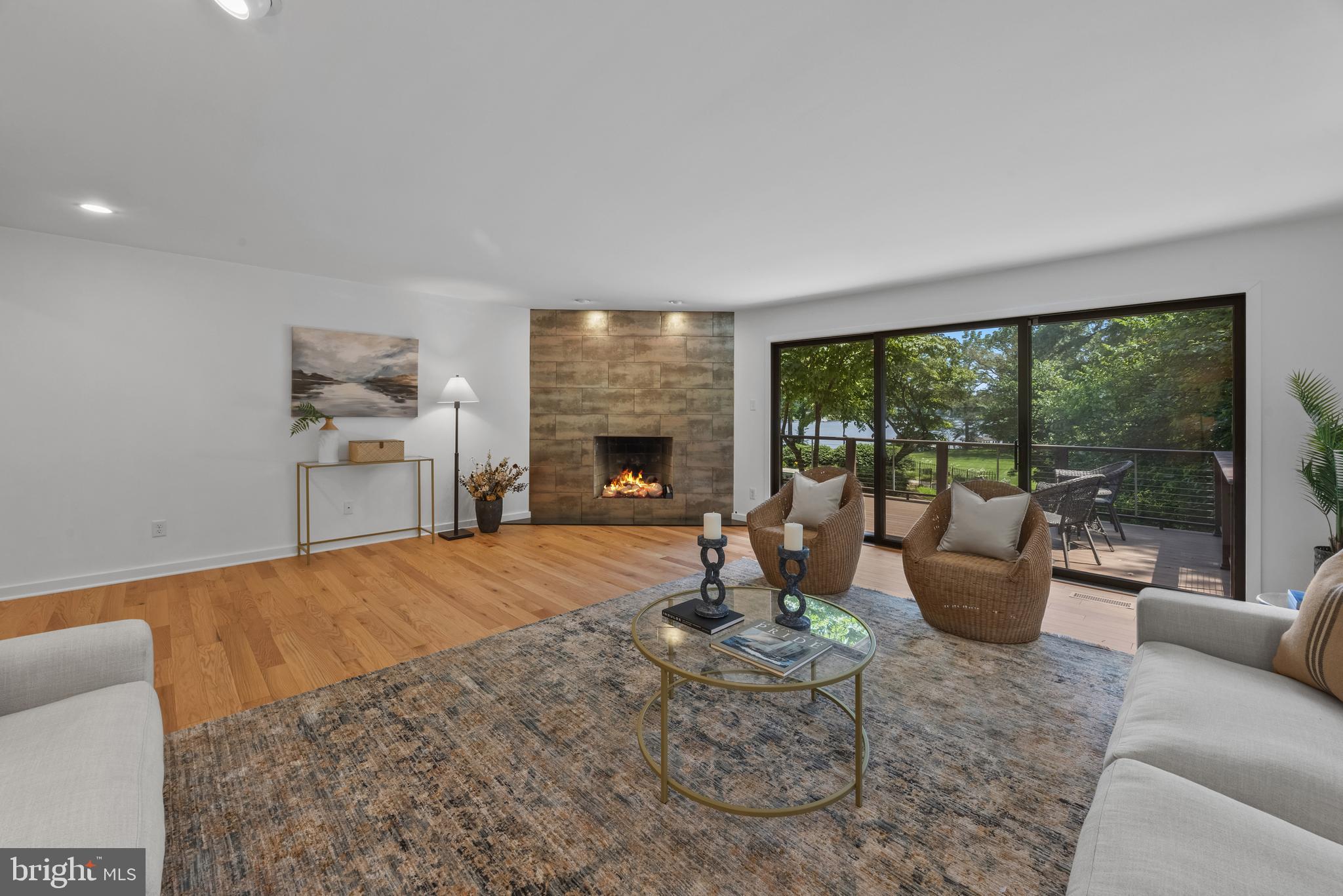 CRAB CREEK - Residential