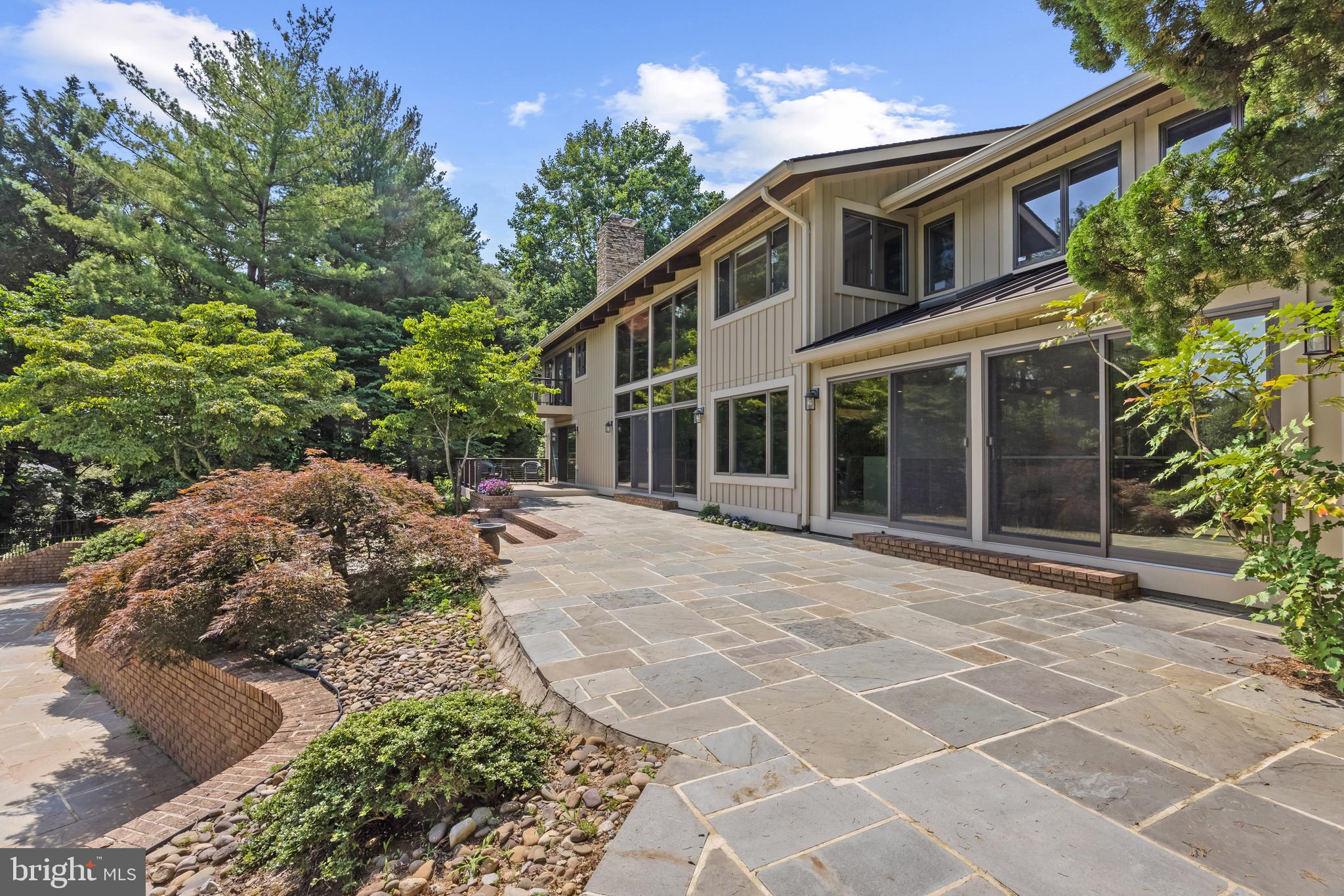 CRAB CREEK - Residential