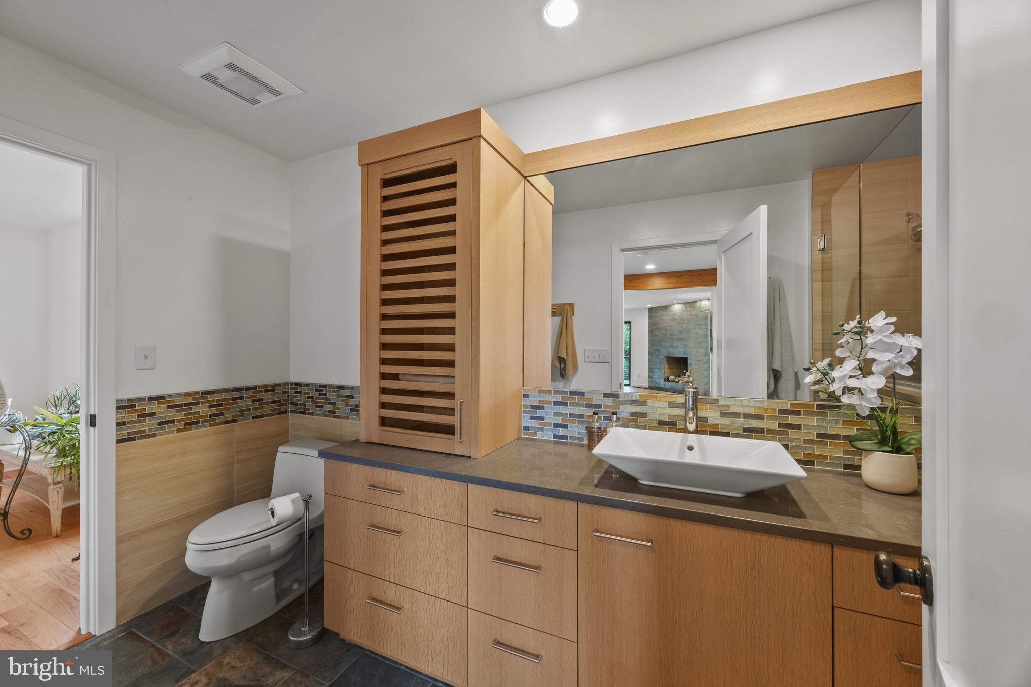 CRAB CREEK - Residential