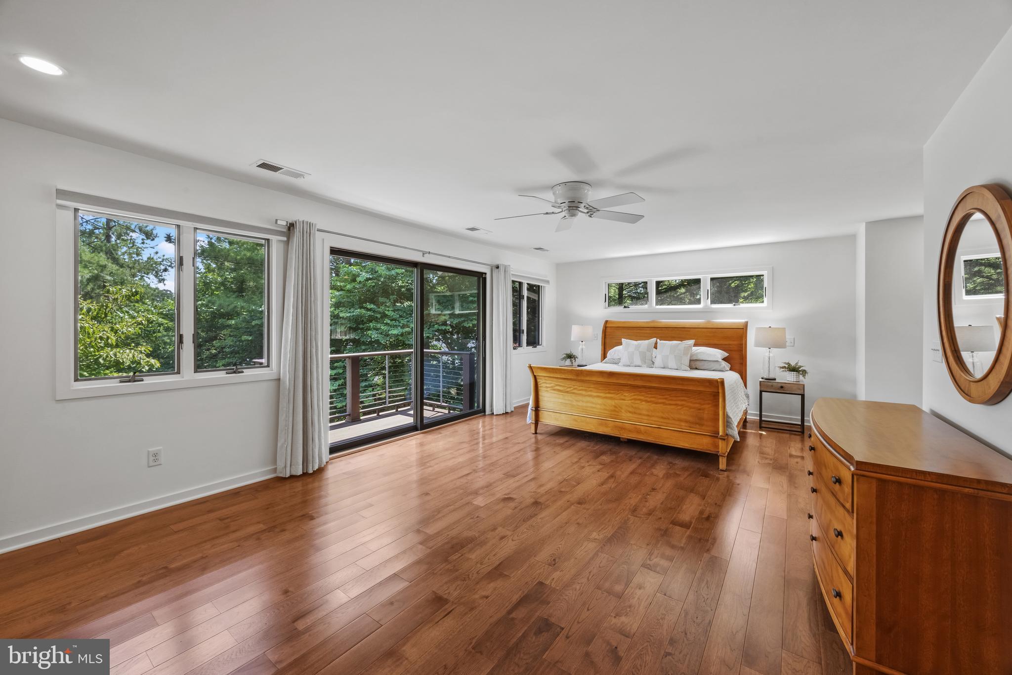 CRAB CREEK - Residential