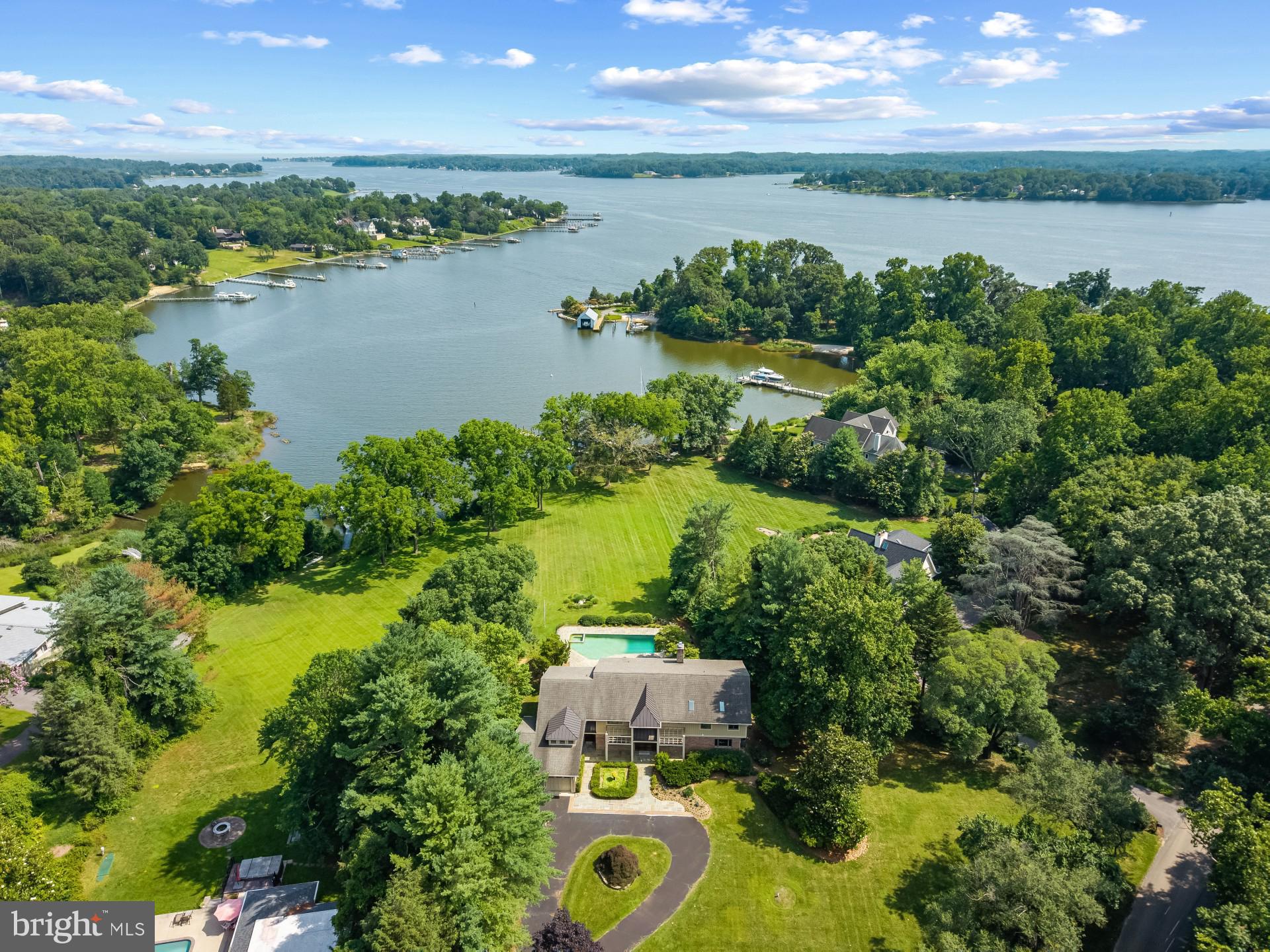 CRAB CREEK - Residential