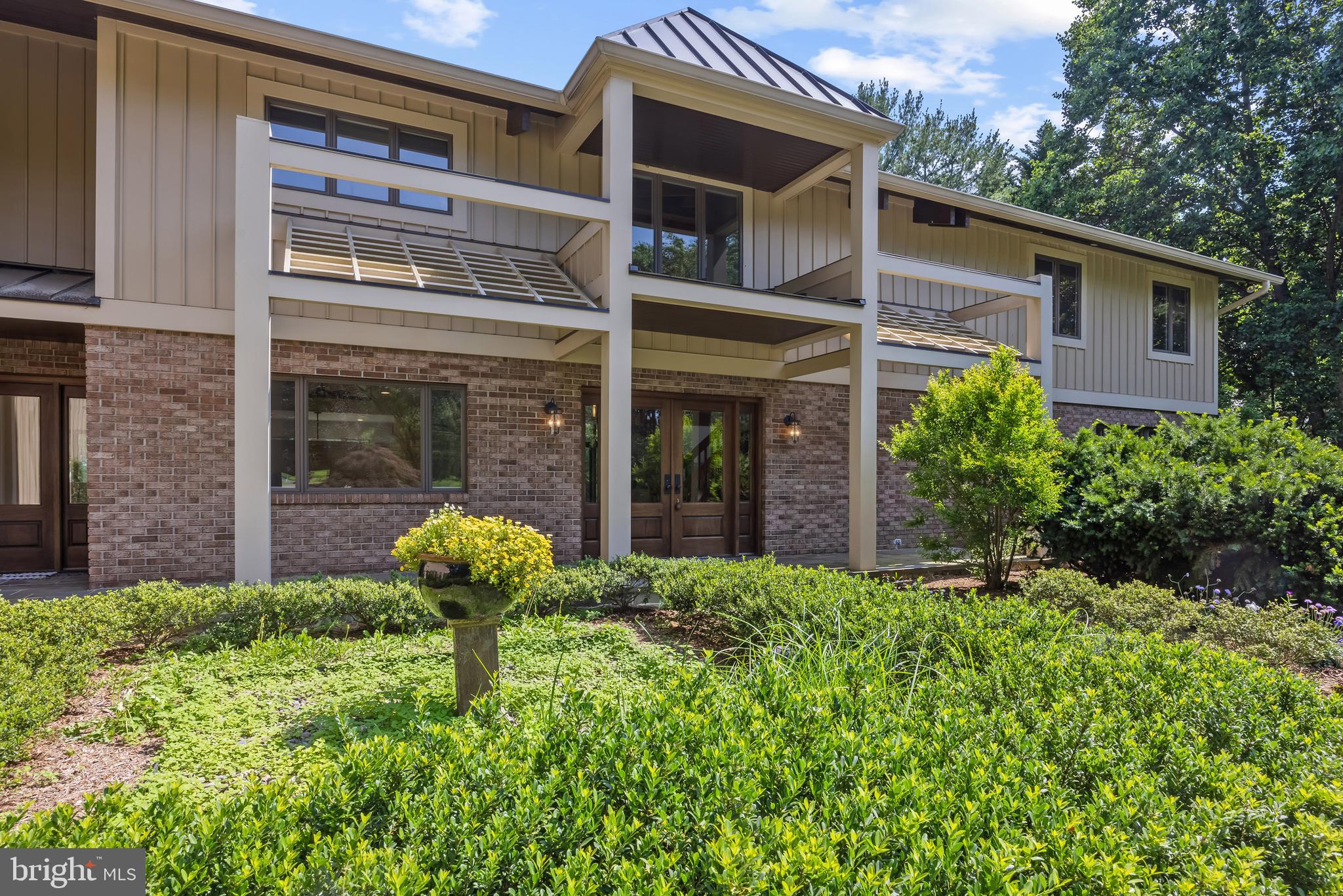 CRAB CREEK - Residential