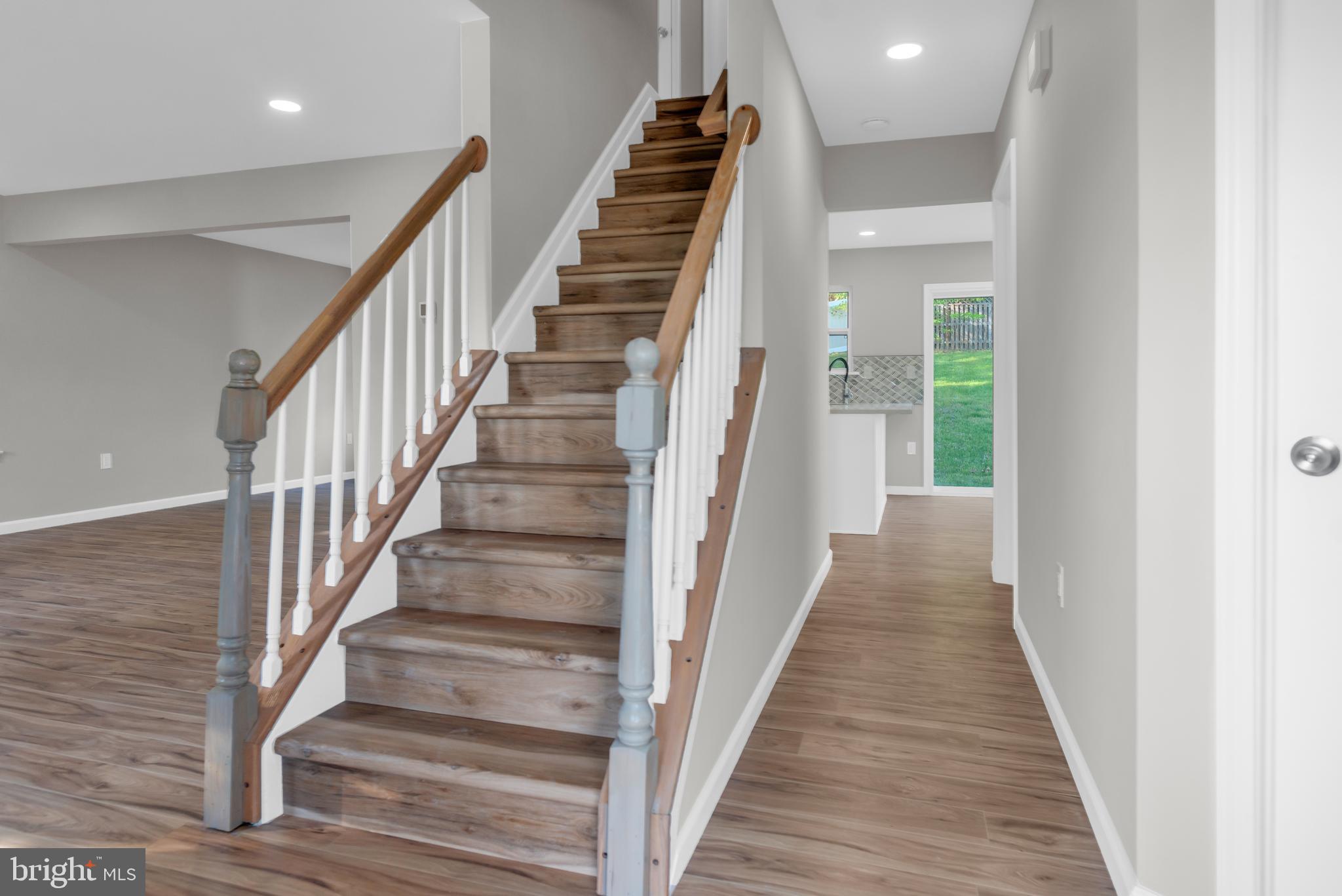 HOLLAWAY ESTATES - Residential