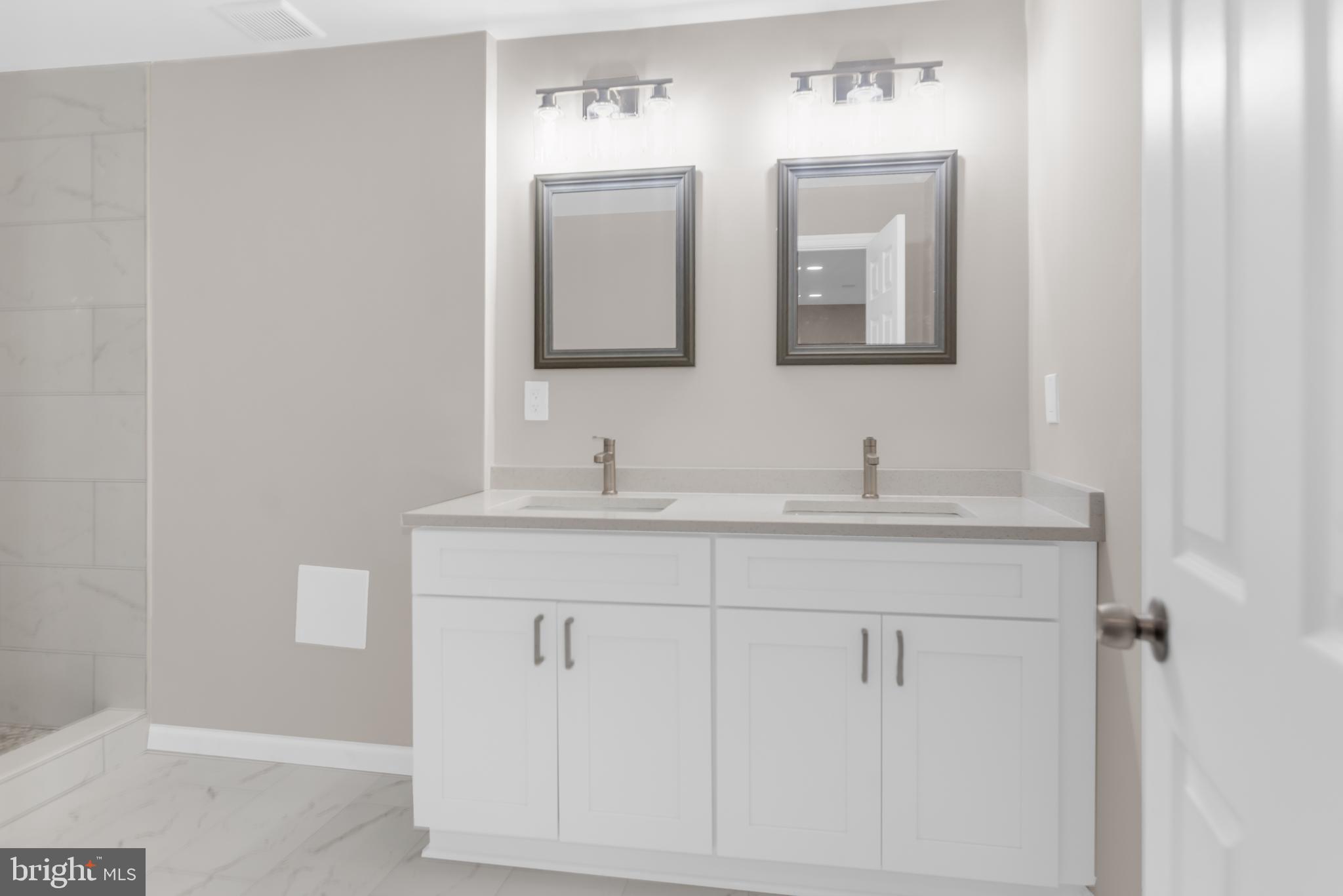 HOLLAWAY ESTATES - Residential