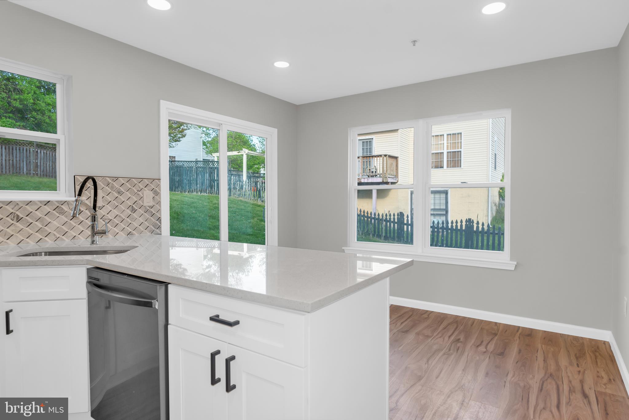 HOLLAWAY ESTATES - Residential