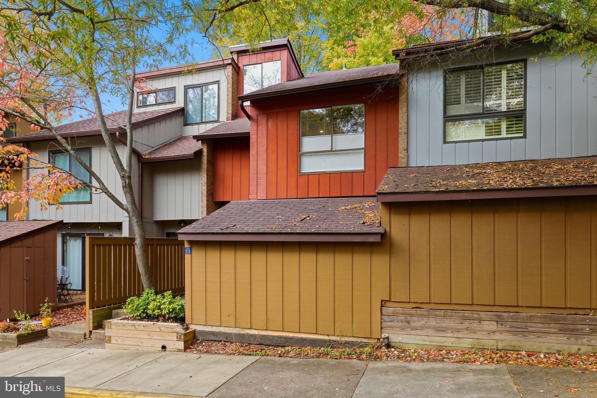 11933 ESCALANTE COURT