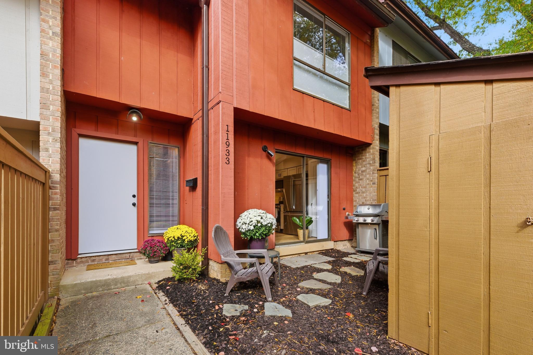 11933 ESCALANTE COURT