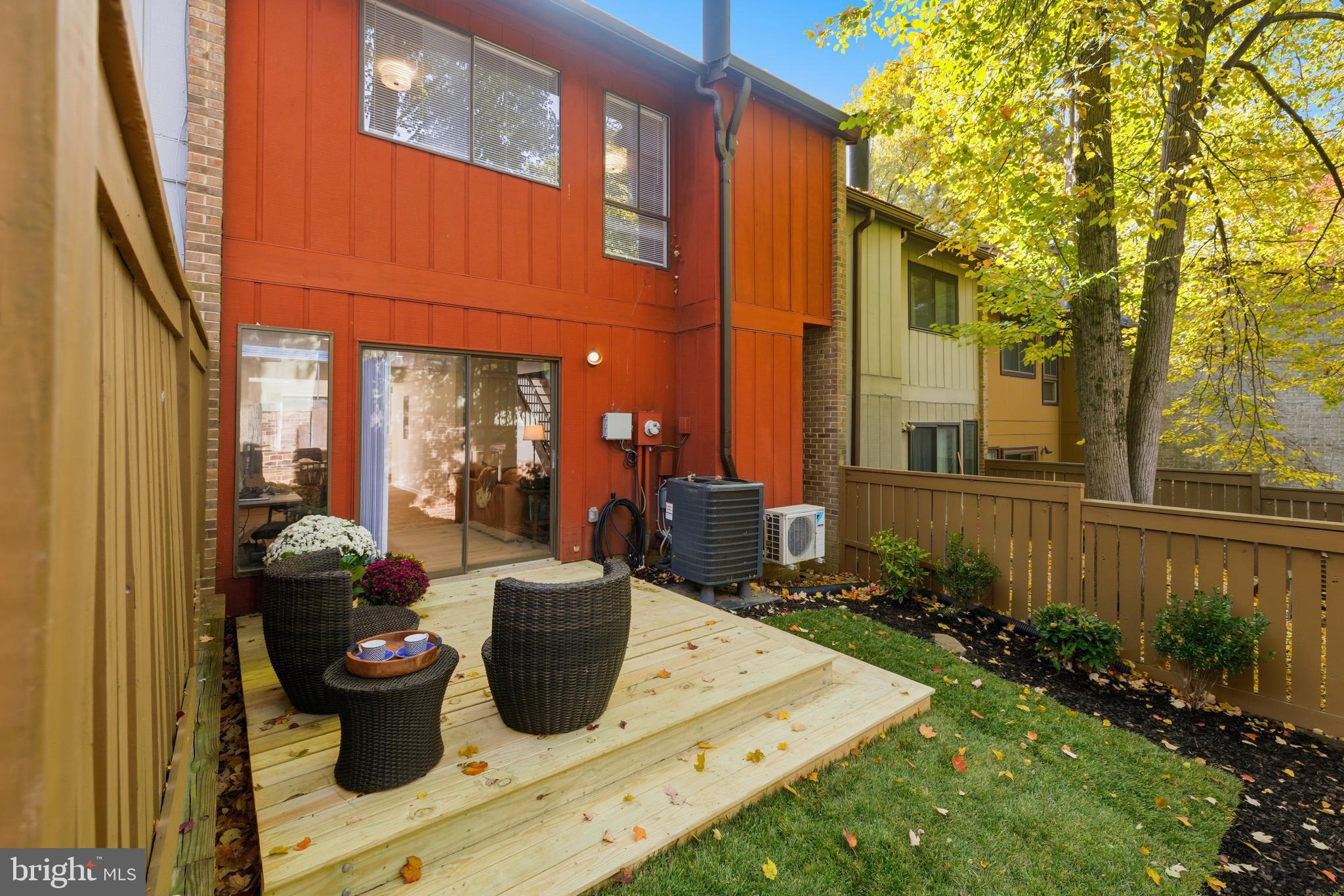 11933 ESCALANTE COURT