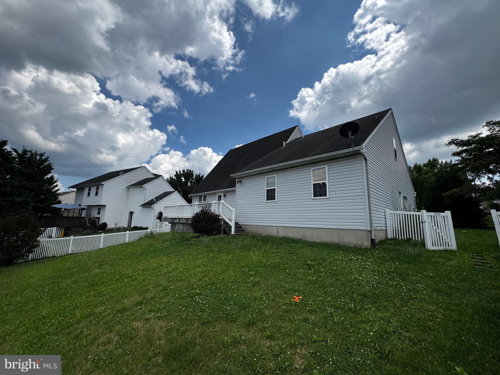 310 WIMBLETON WAY