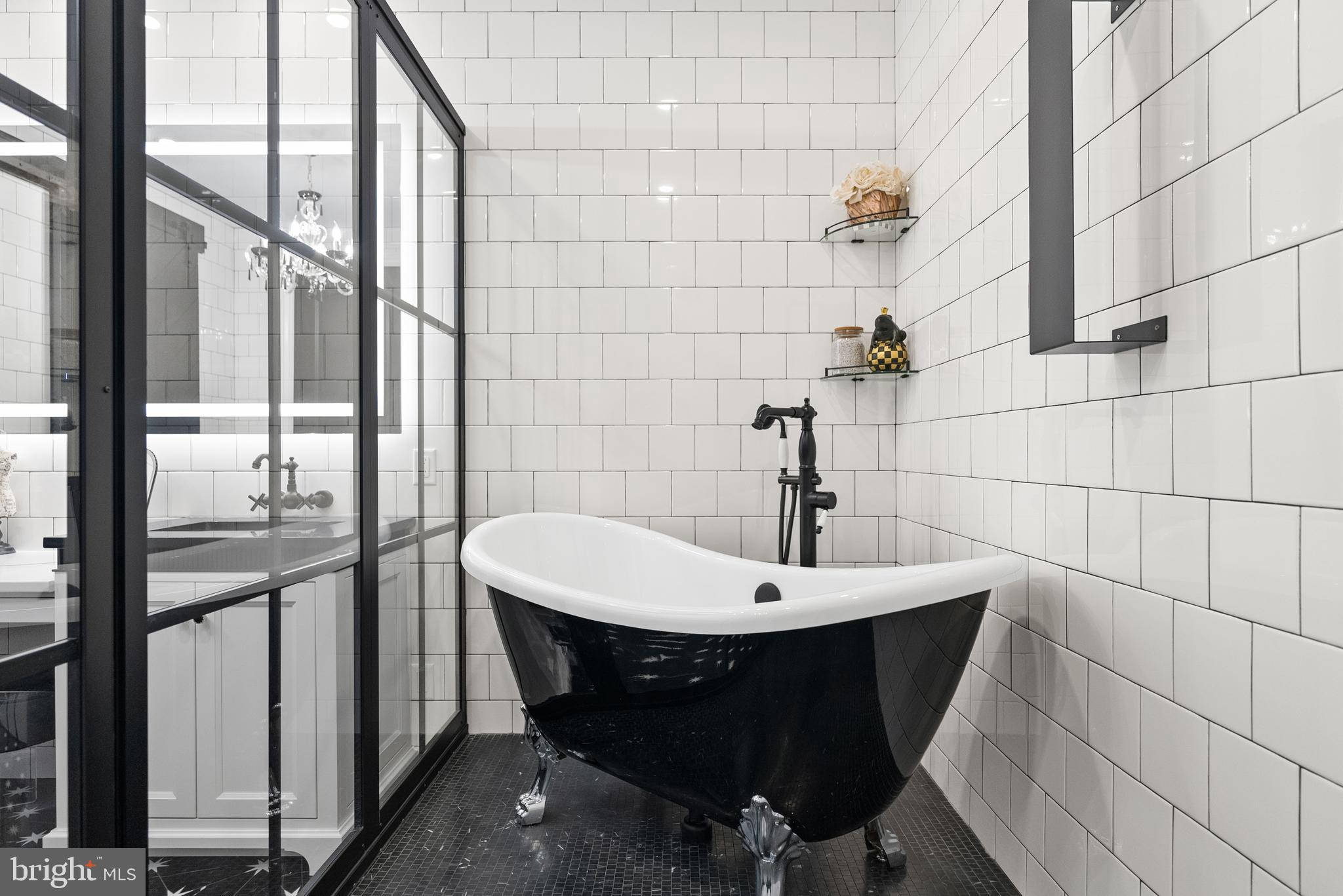 GRANDVIEW AT ANNAPOLIS TOWNE CENTRE - Residential