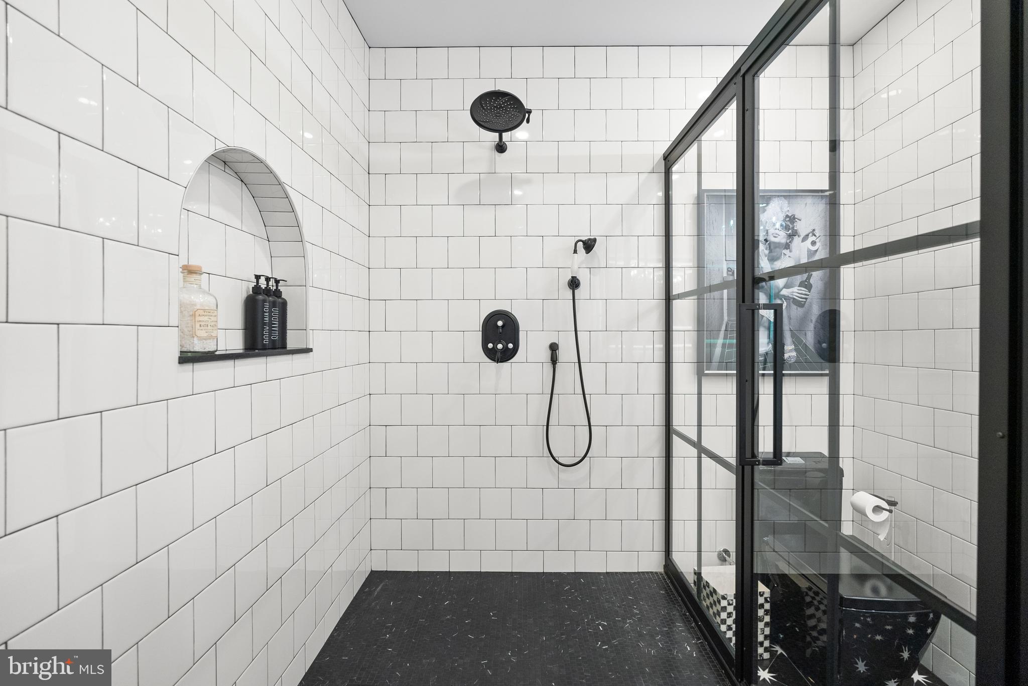 GRANDVIEW AT ANNAPOLIS TOWNE CENTRE - Residential