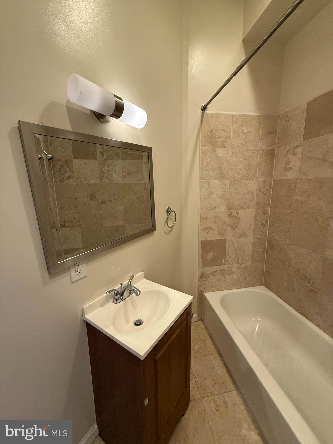 NORTH CENTRAL - Residential Lease