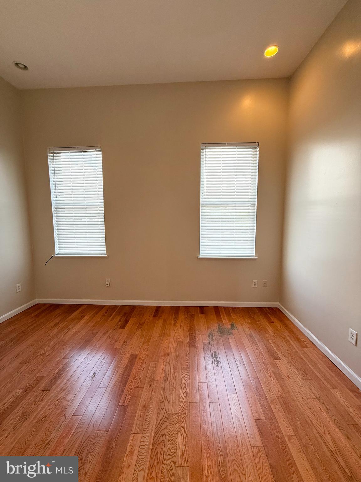 NORTH CENTRAL - Residential Lease