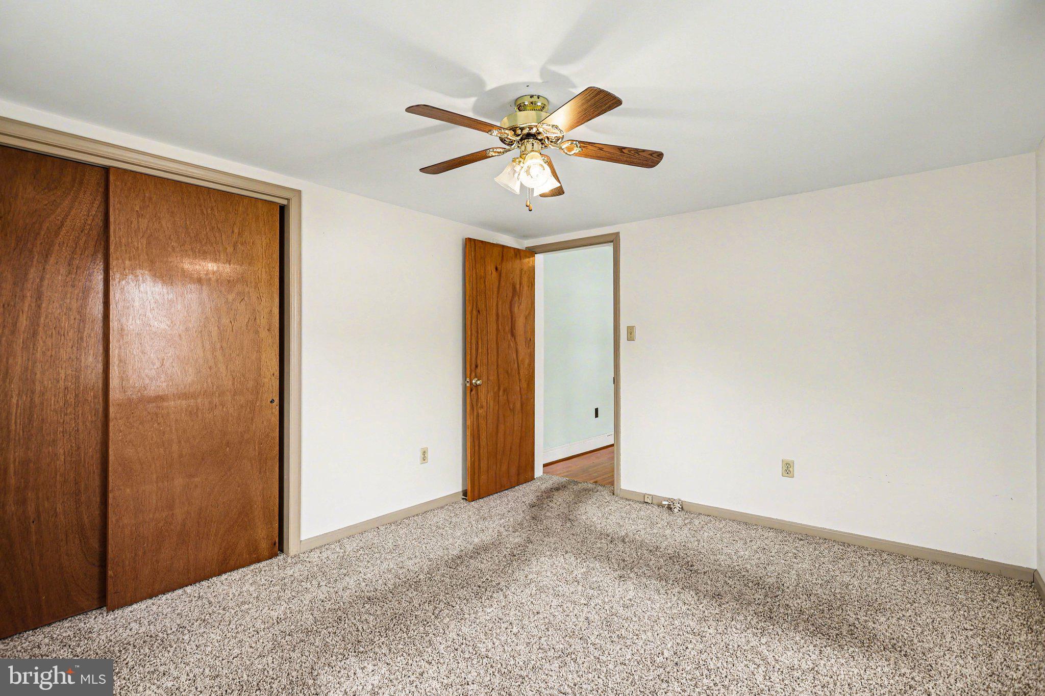 WINDSOR - Residential