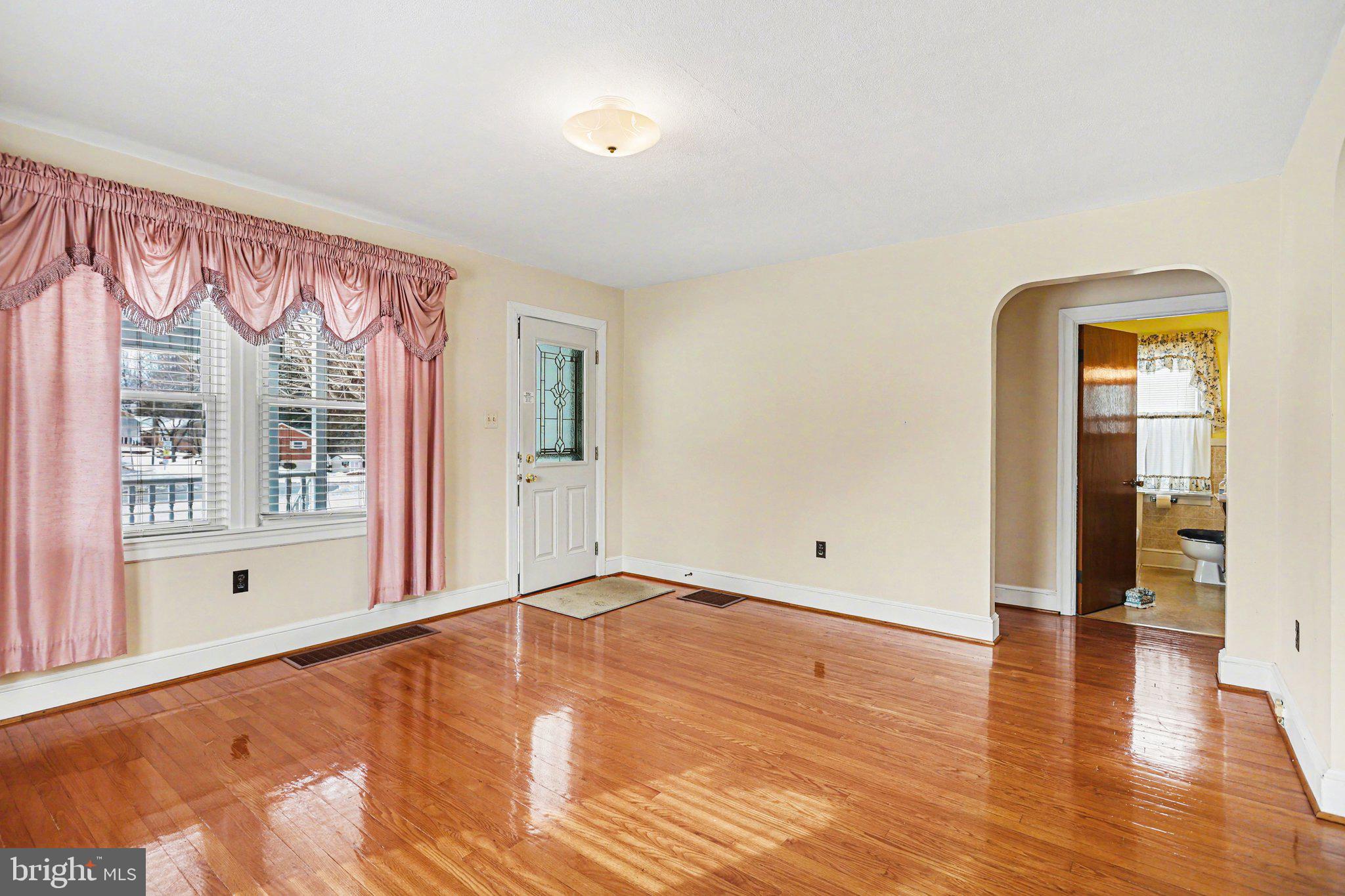 WINDSOR - Residential