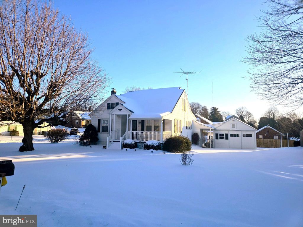 Photo of 355 S Camp Street, RED LION, PA 17356 (MLS # PAYK2096924)