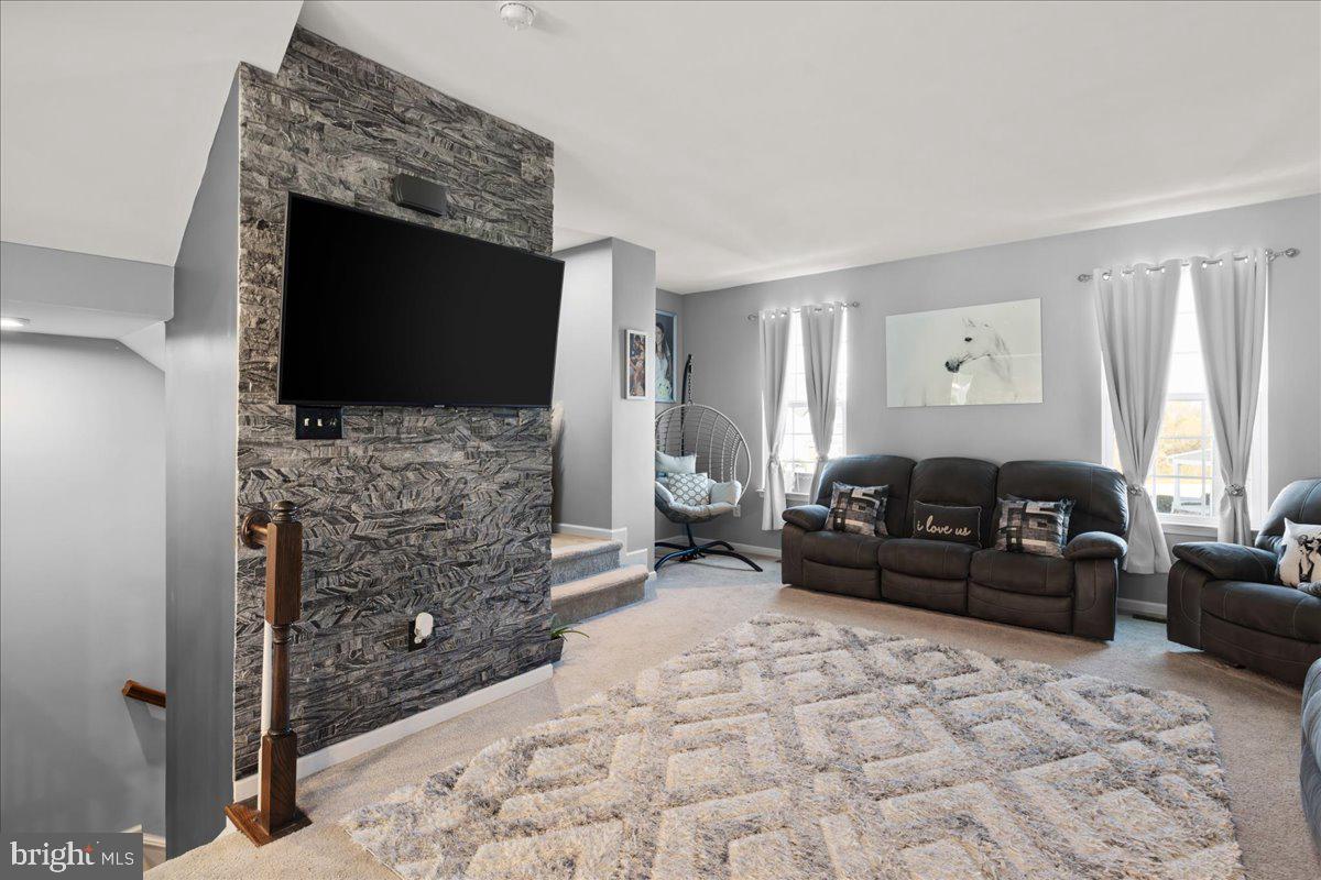 POTOMAC STATION - Residential