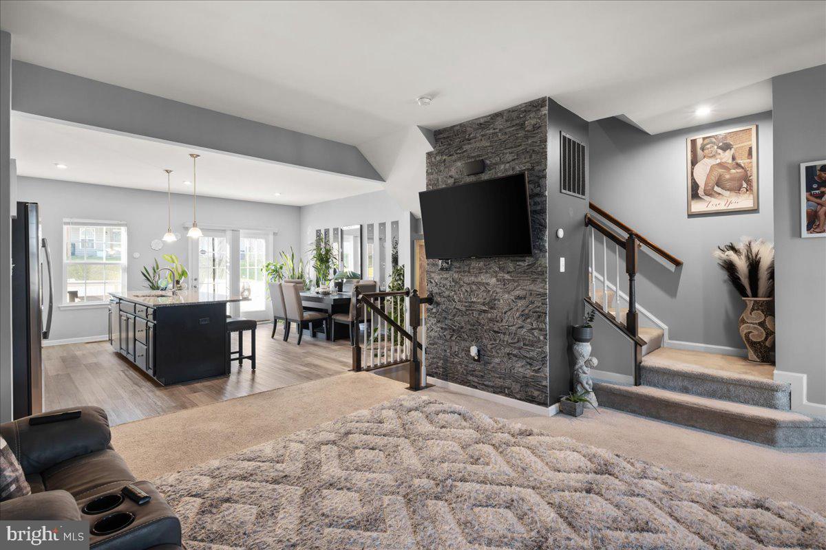 POTOMAC STATION - Residential