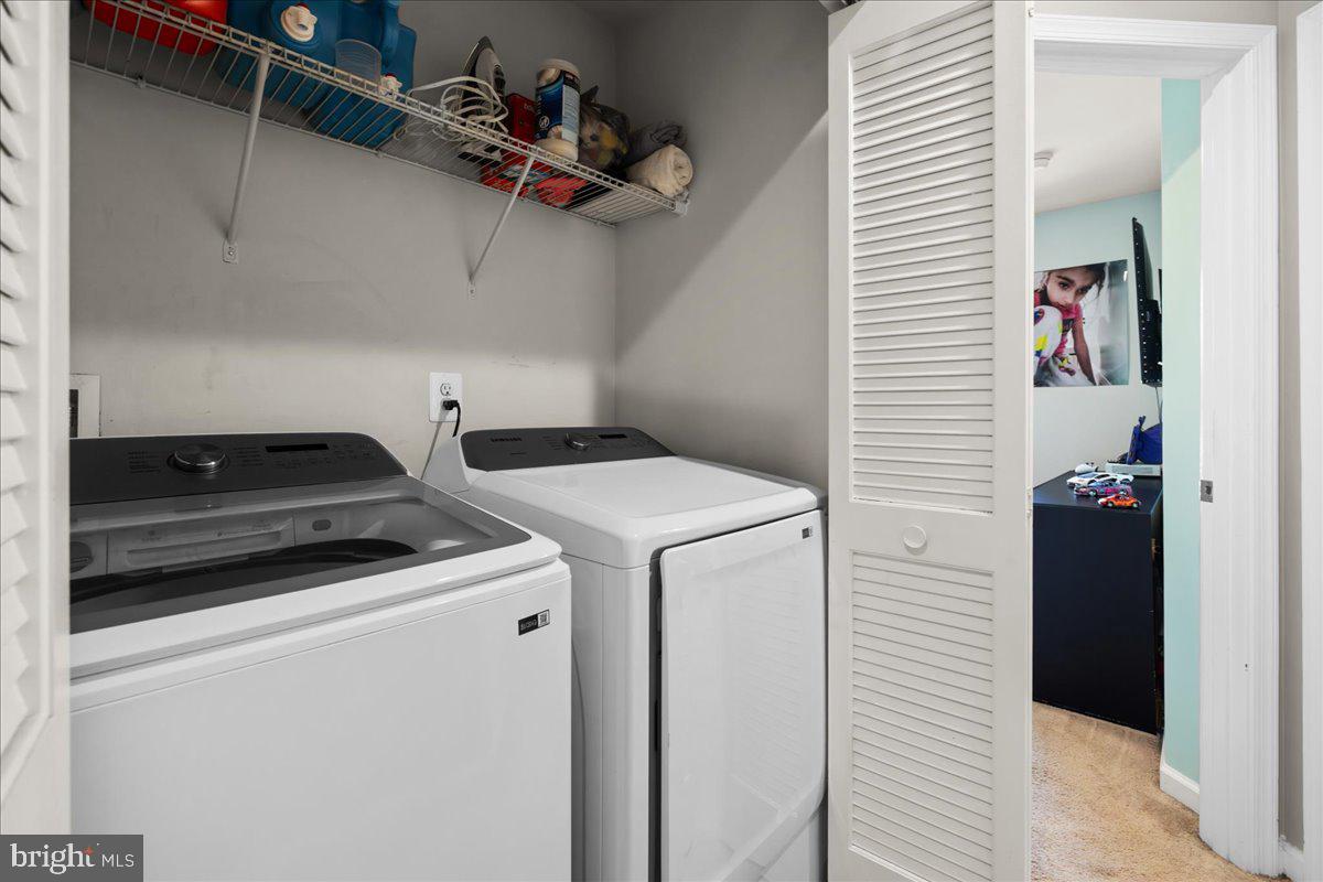 POTOMAC STATION - Residential