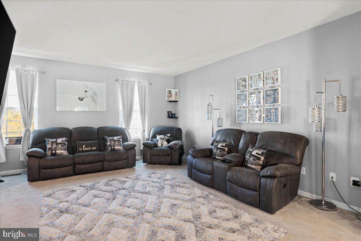 POTOMAC STATION - Residential