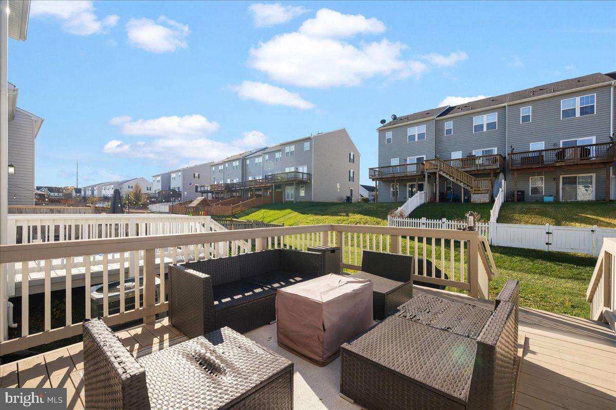 POTOMAC STATION - Residential