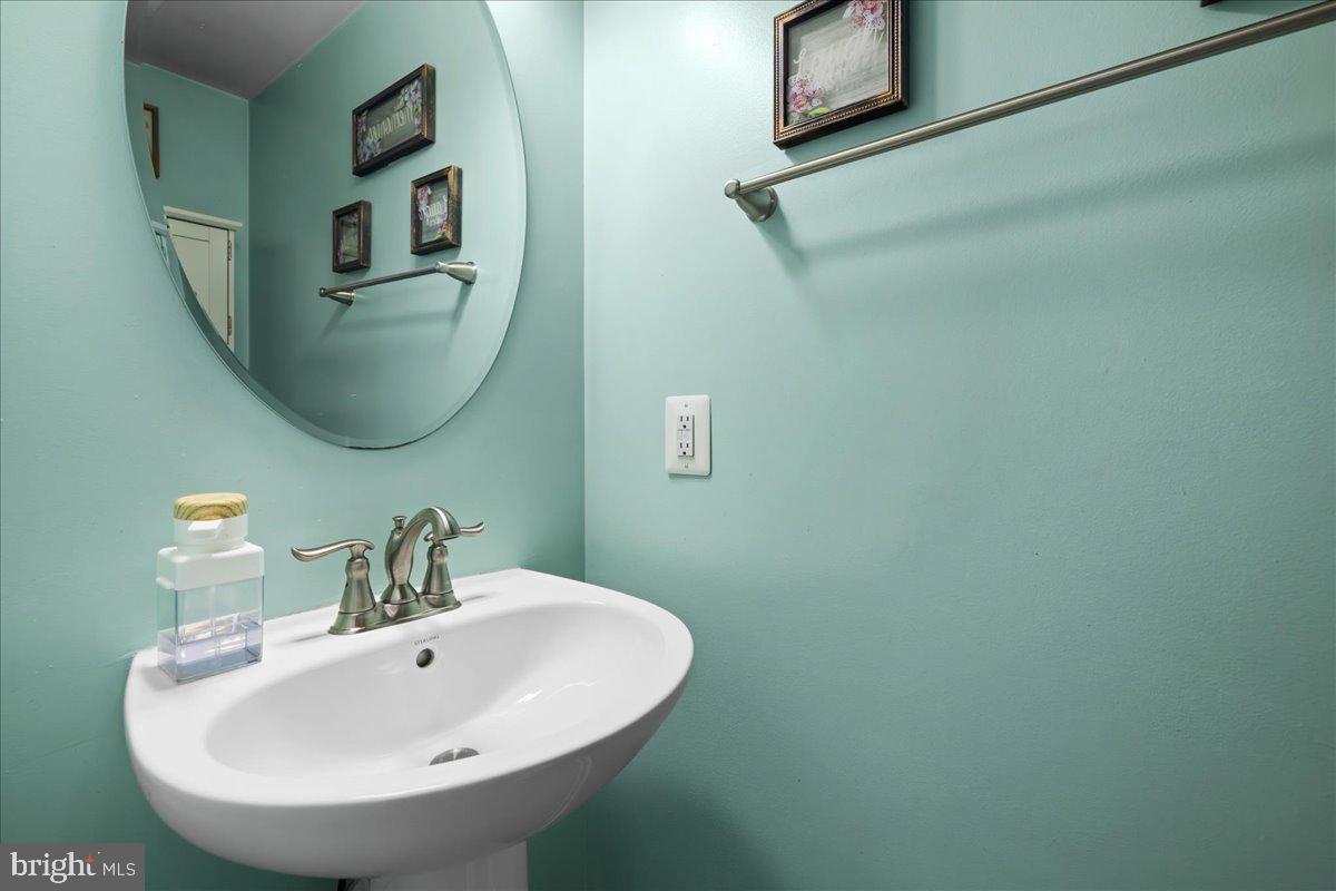 POTOMAC STATION - Residential