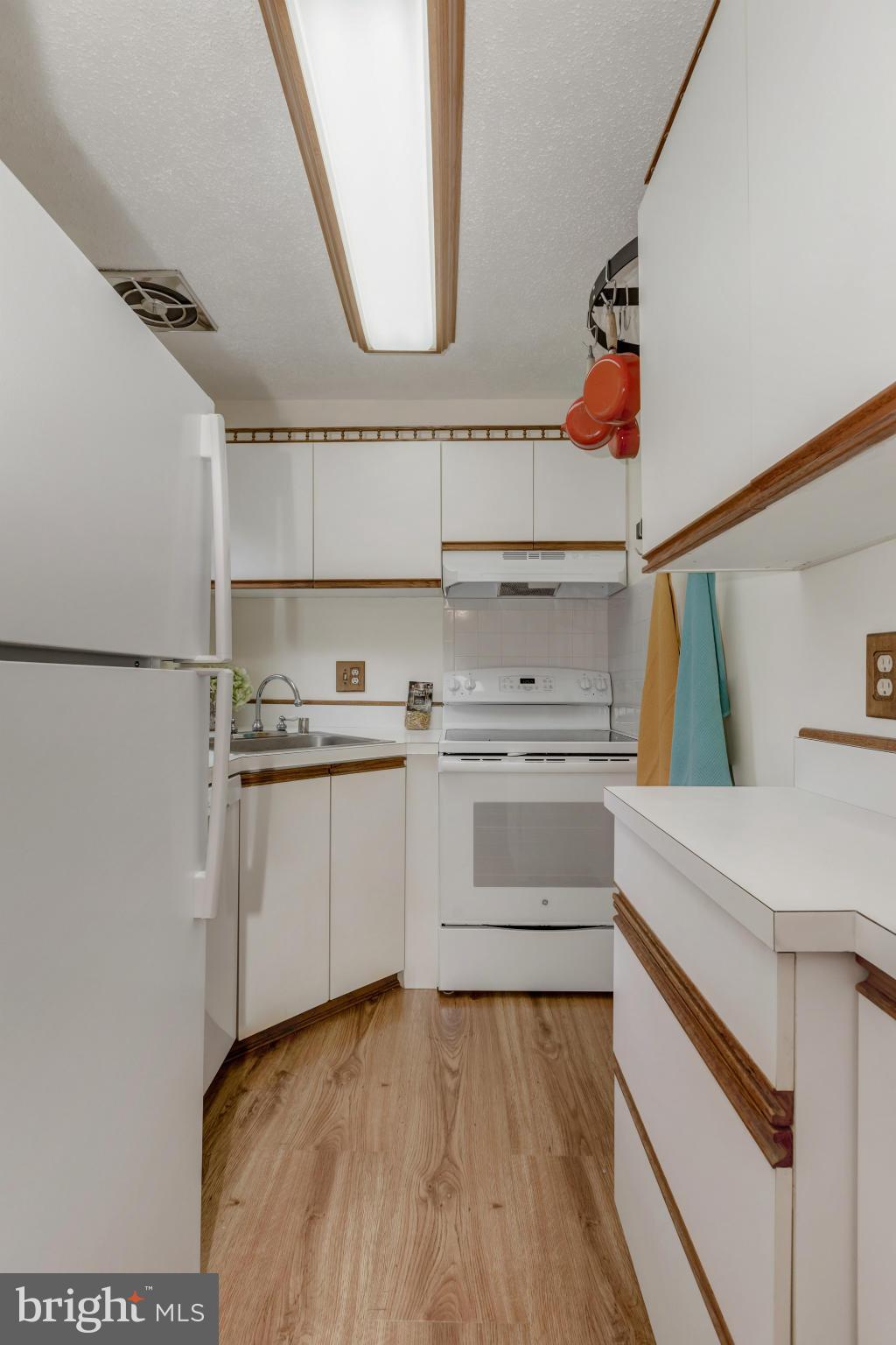 POTOWMACK CROSSING - Residential