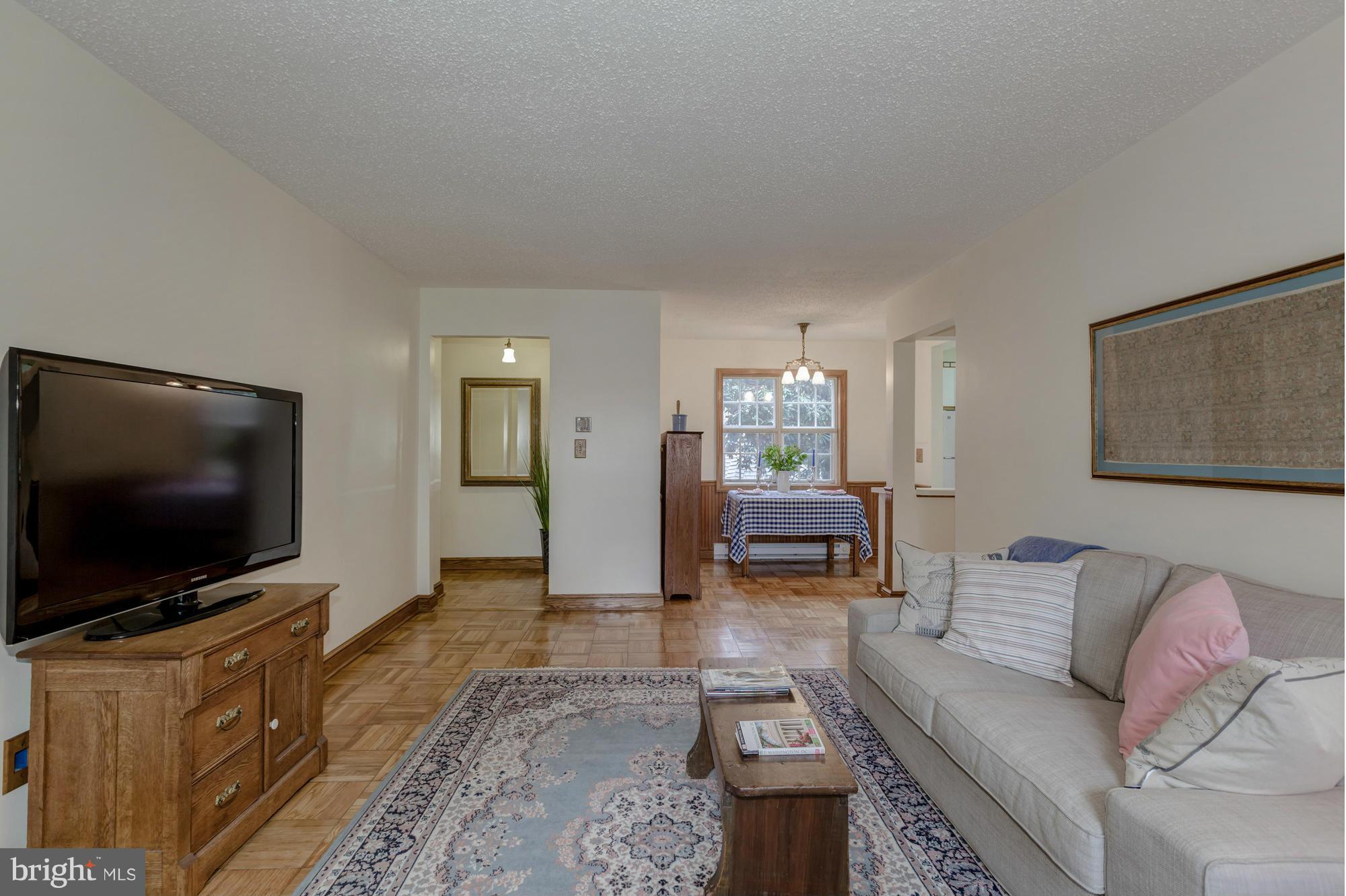 POTOWMACK CROSSING - Residential