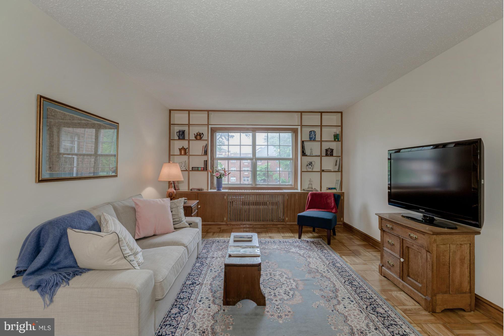 POTOWMACK CROSSING - Residential