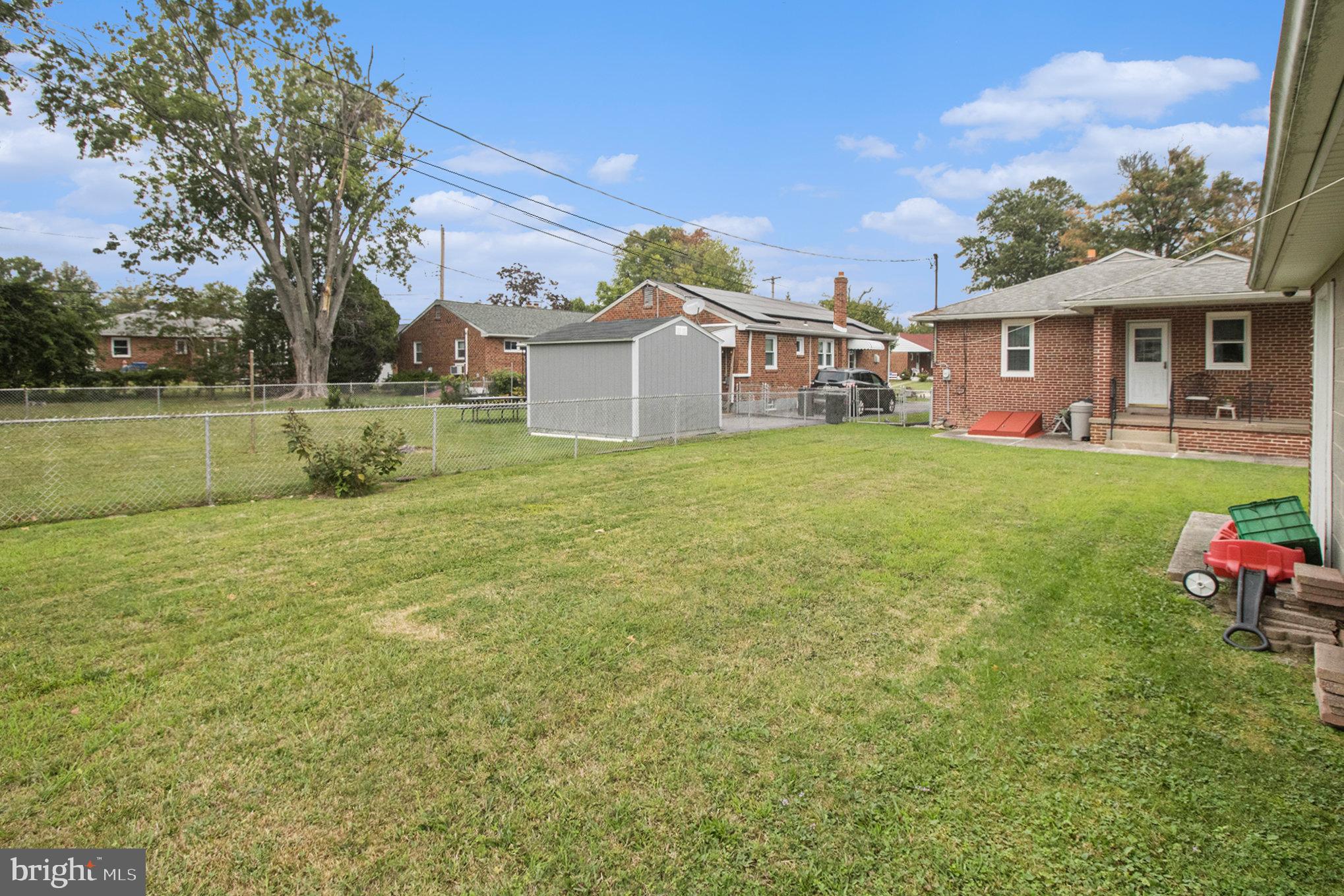 MILMONT PARK - Residential