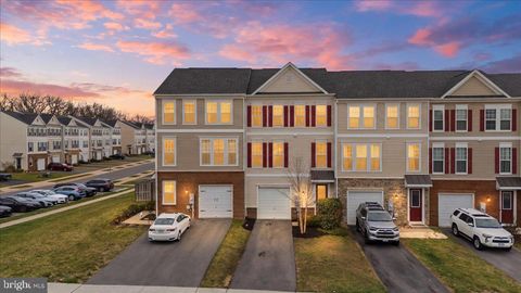 Townhouse For Sale - 112 Keller Court<br/> Frederick County, WINCHESTER, VA 22602