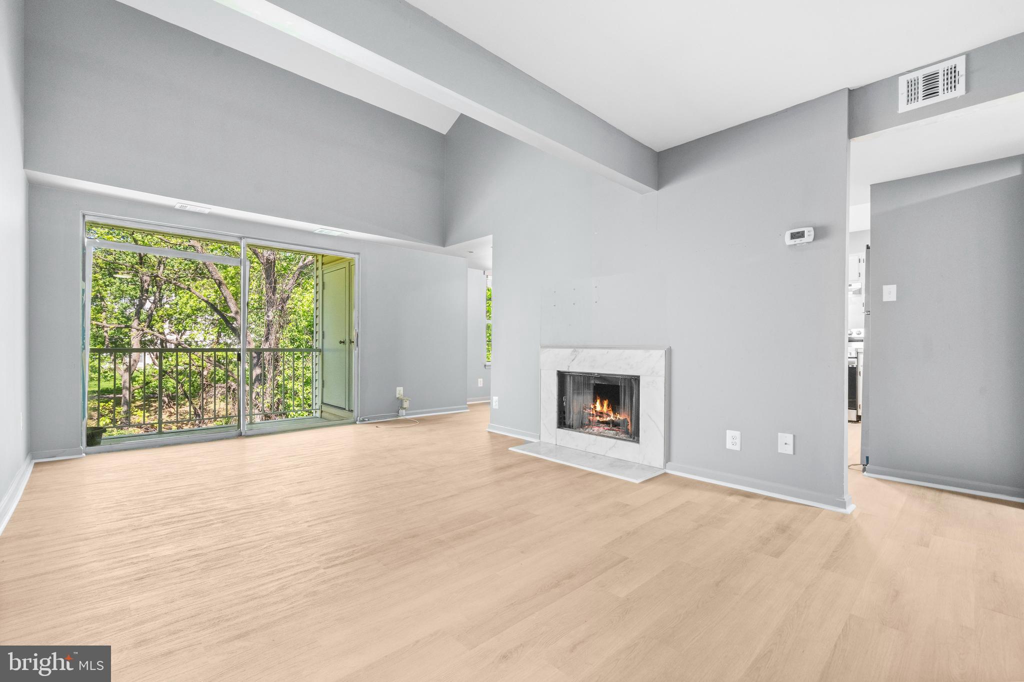 3 PICKERING COURT 202