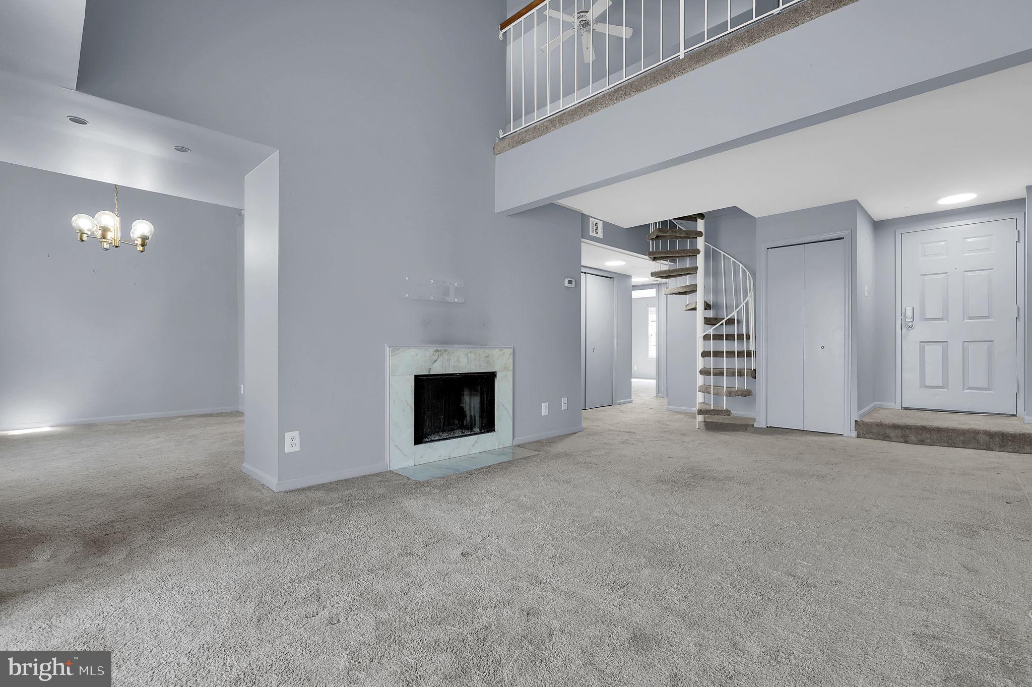 3 PICKERING COURT 202