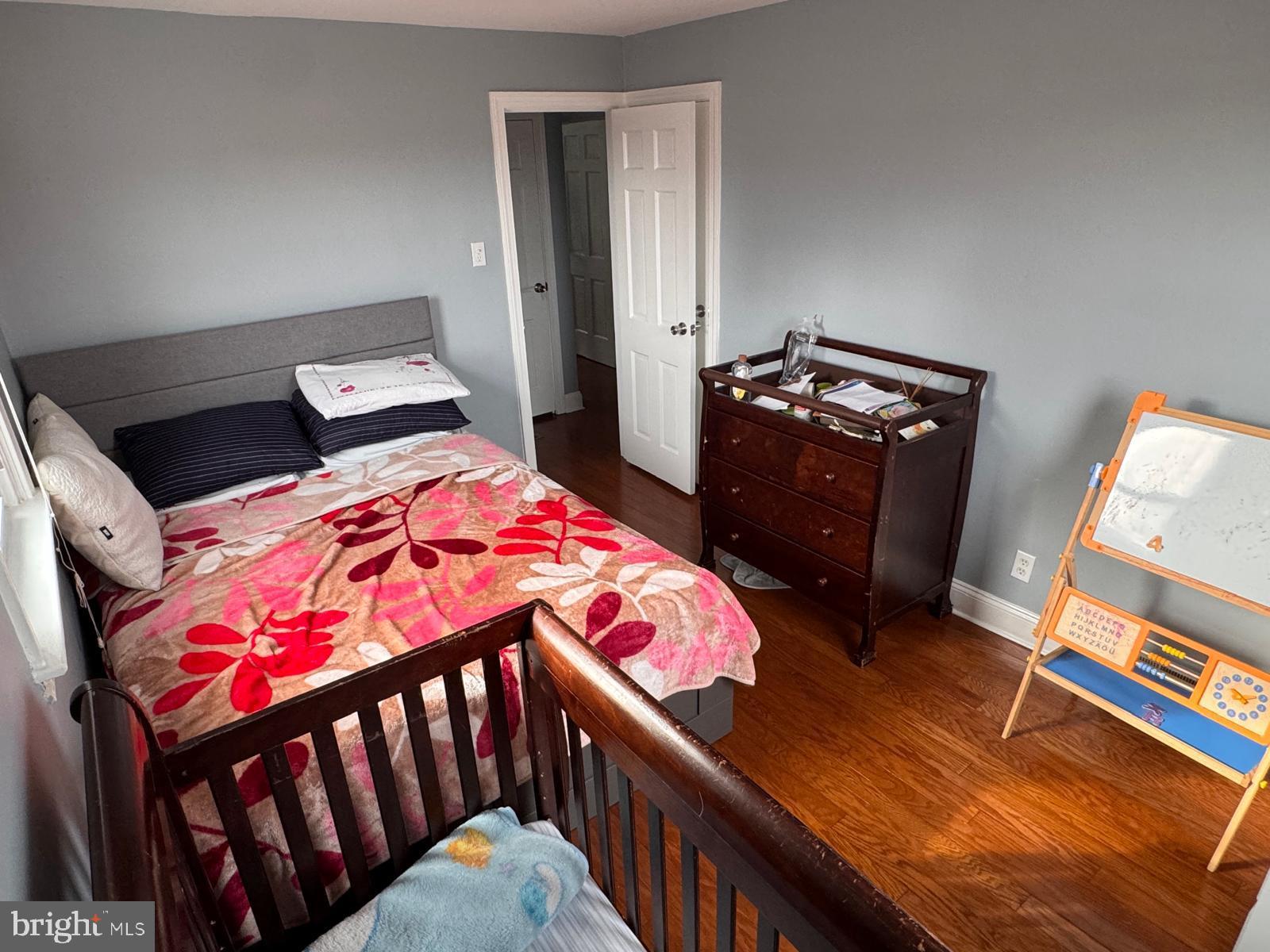 MARSHALL TERRACE - Residential Lease